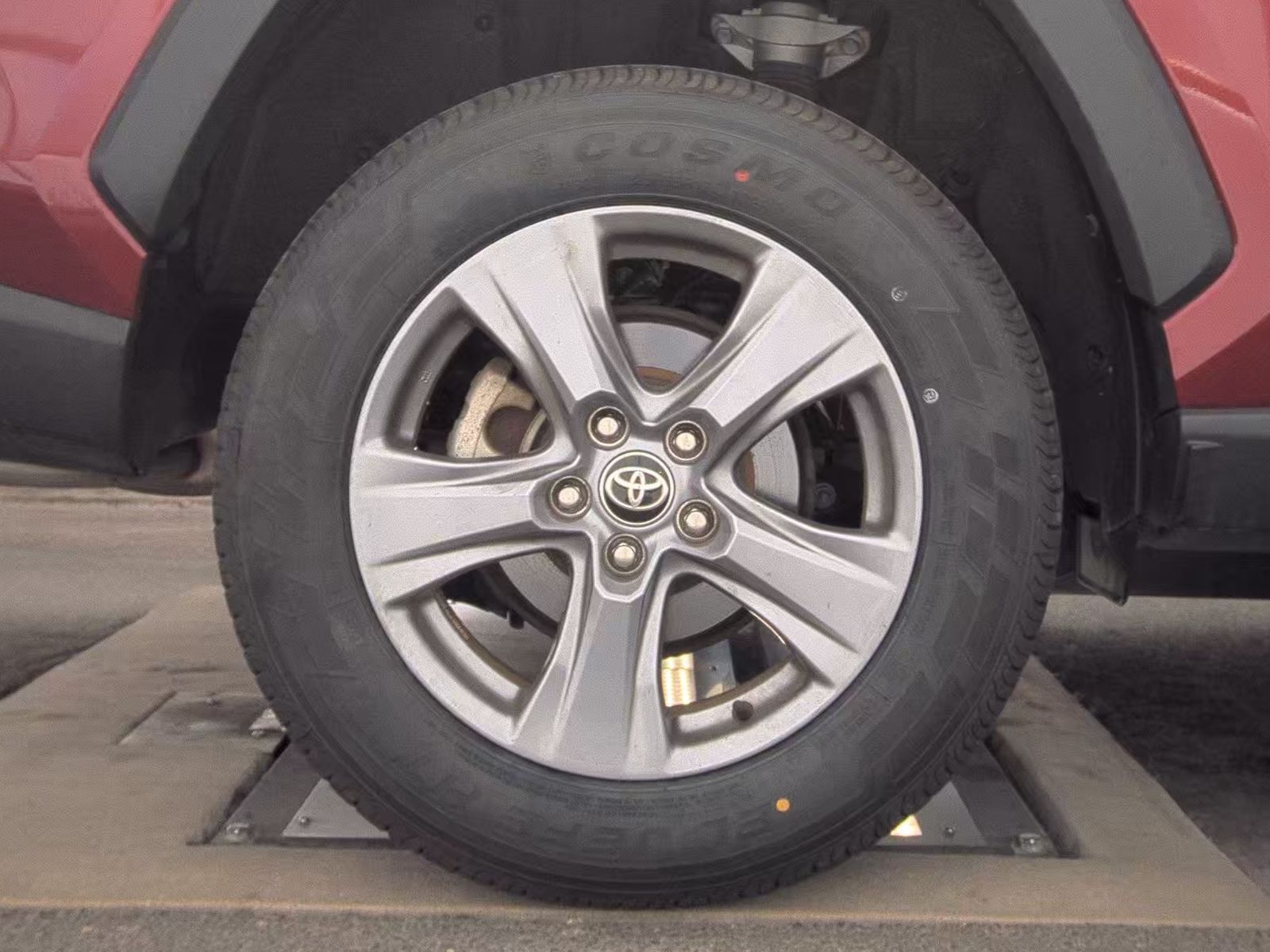 2022 Toyota RAV4 XLE FWD