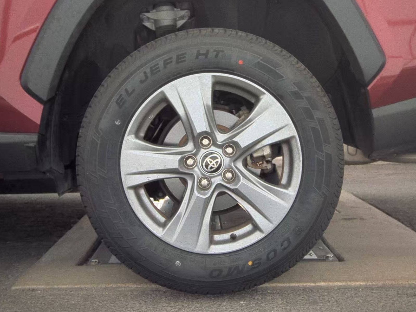 2022 Toyota RAV4 XLE FWD