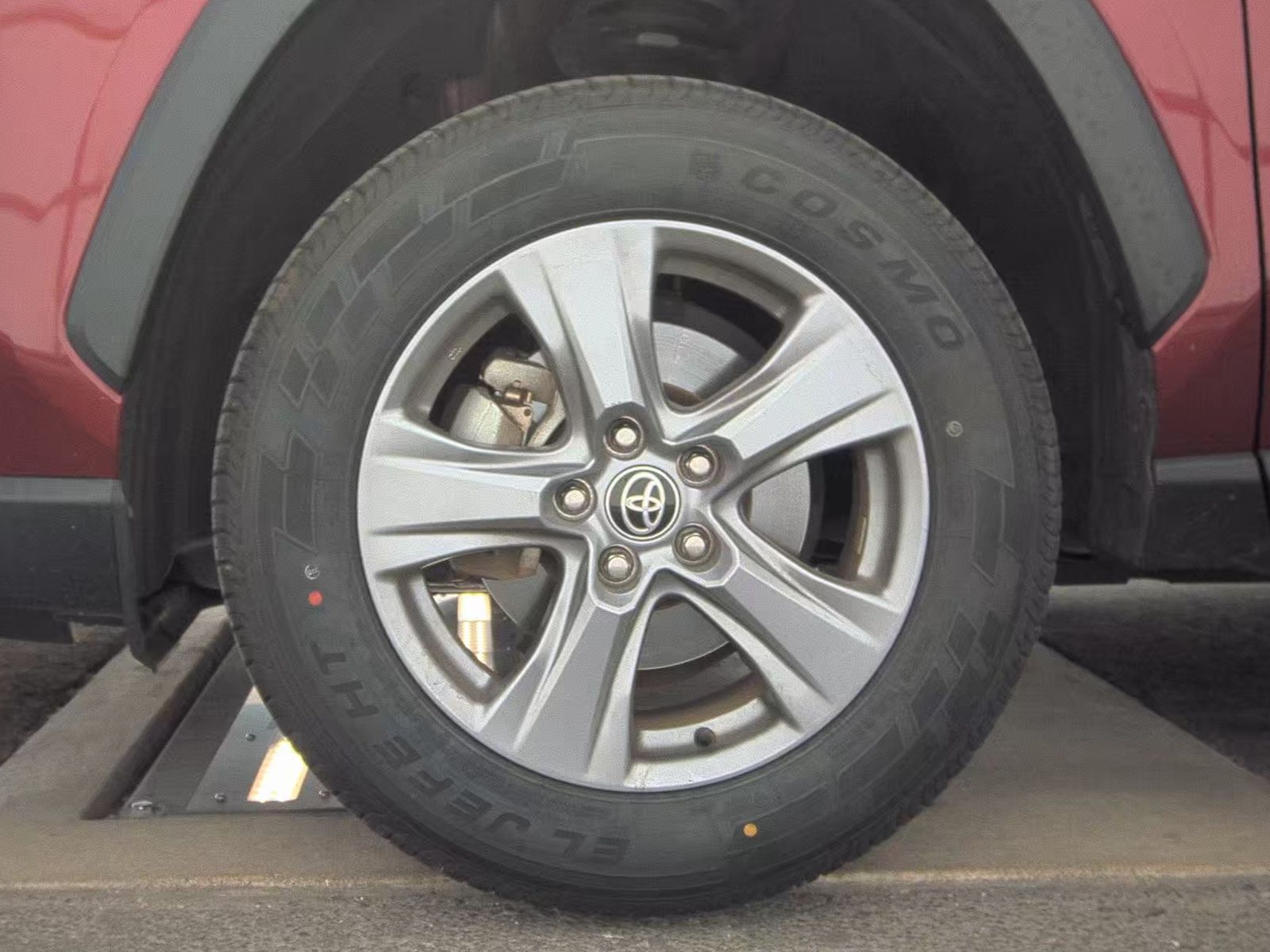 2022 Toyota RAV4 XLE FWD