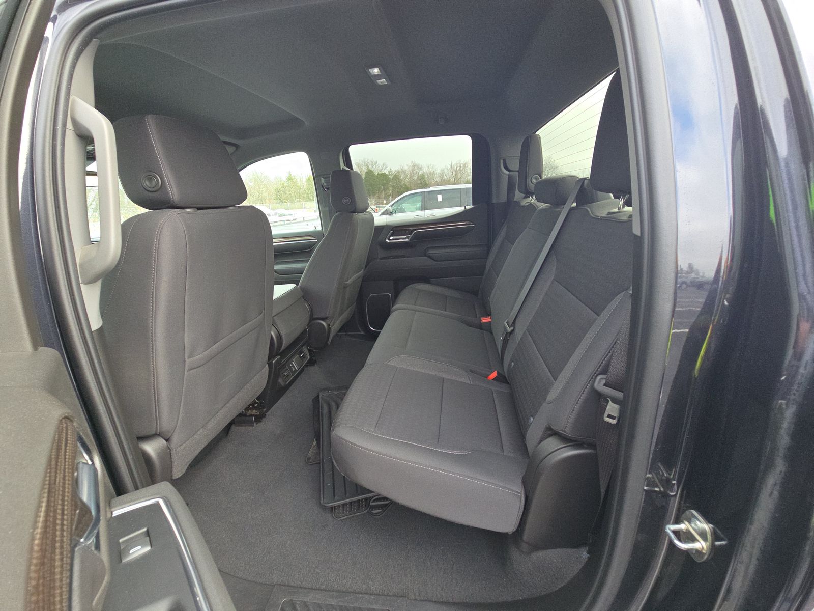 2023 Chevrolet Silverado 1500 LT AWD