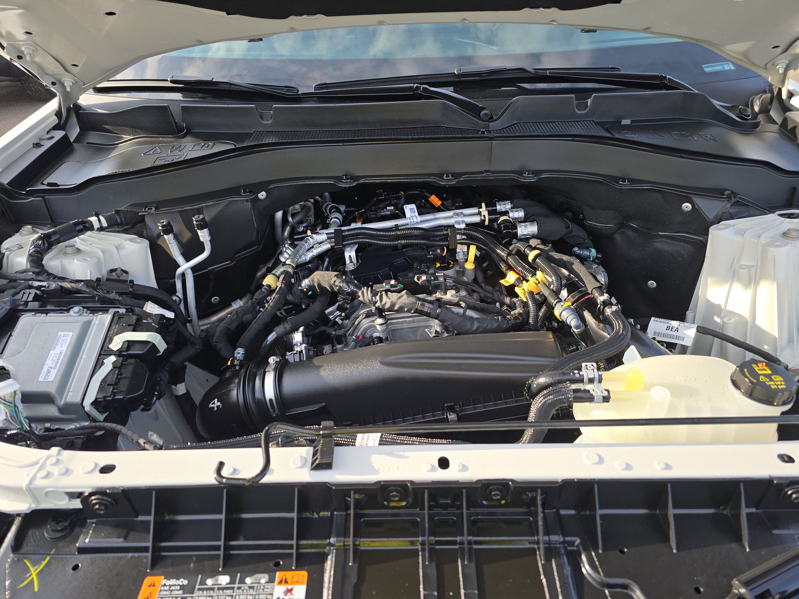 2025 Ford Explorer Active AWD