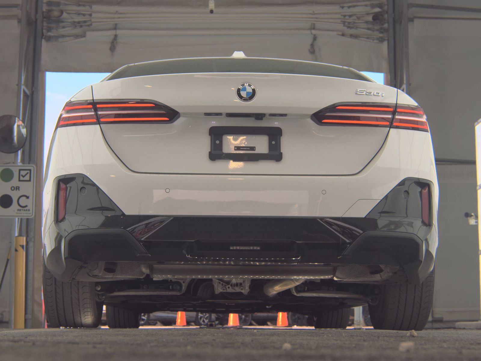 2025 BMW 5 Series 530i RWD