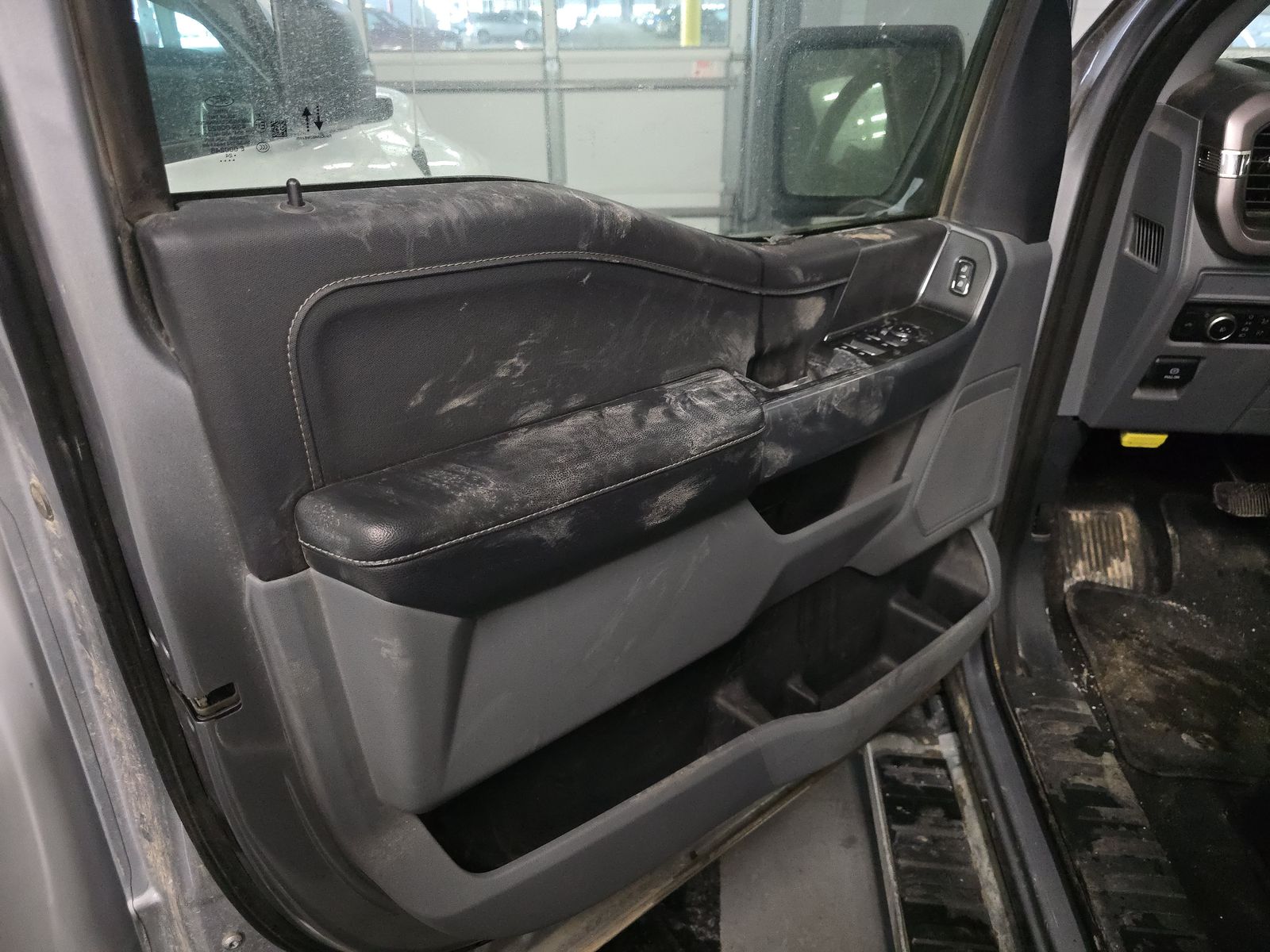 2024 Ford F-150 XLT AWD