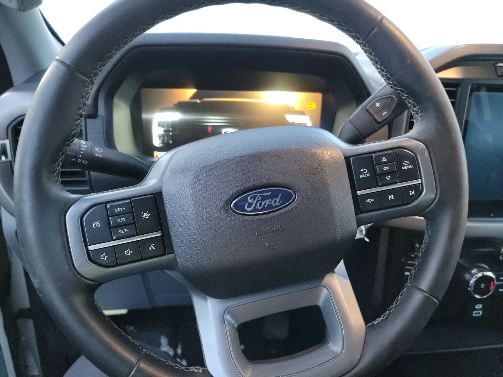 2024 Ford F-150 XLT AWD