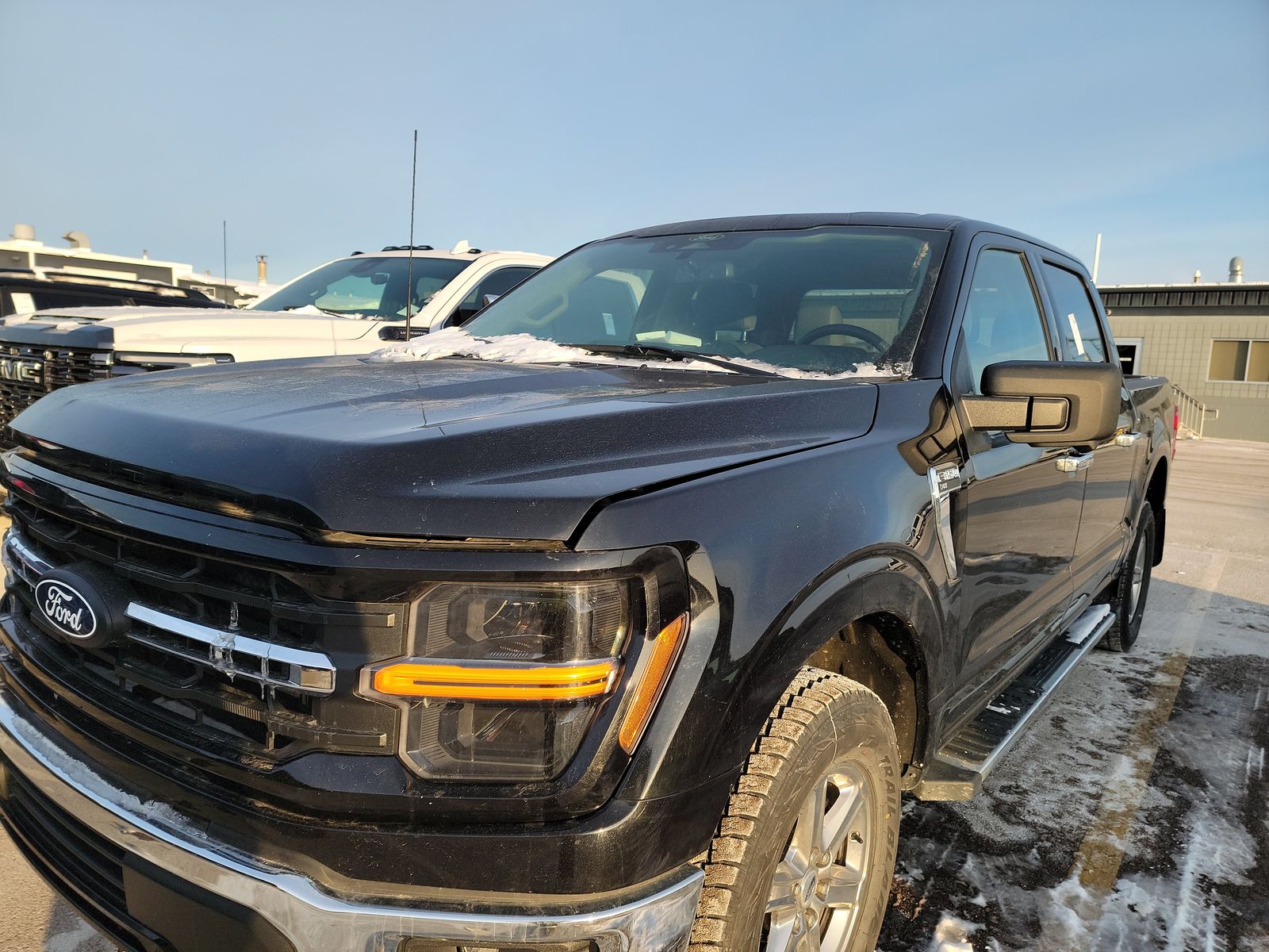 2024 Ford F-150 XLT AWD