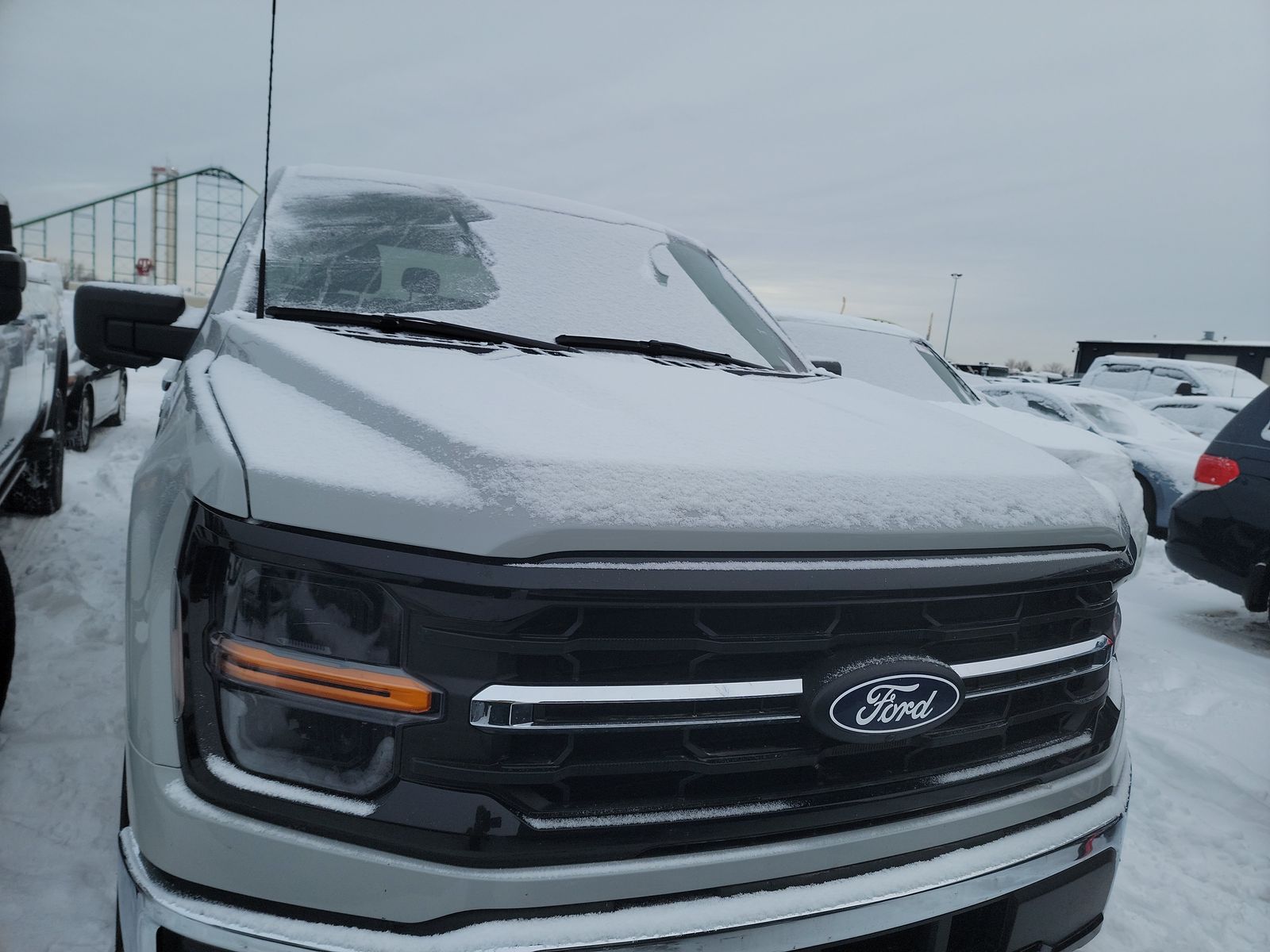 2024 Ford F-150 XLT AWD