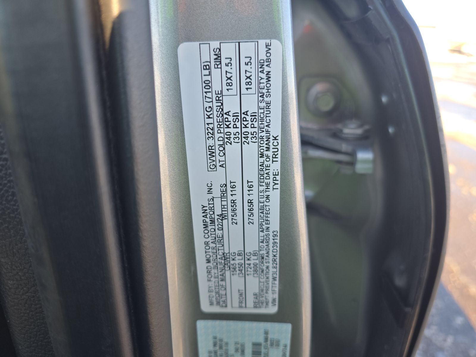 2024 Ford F-150 XLT AWD