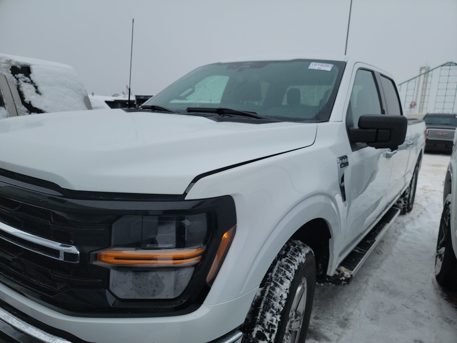 2024 Ford F-150 XLT AWD