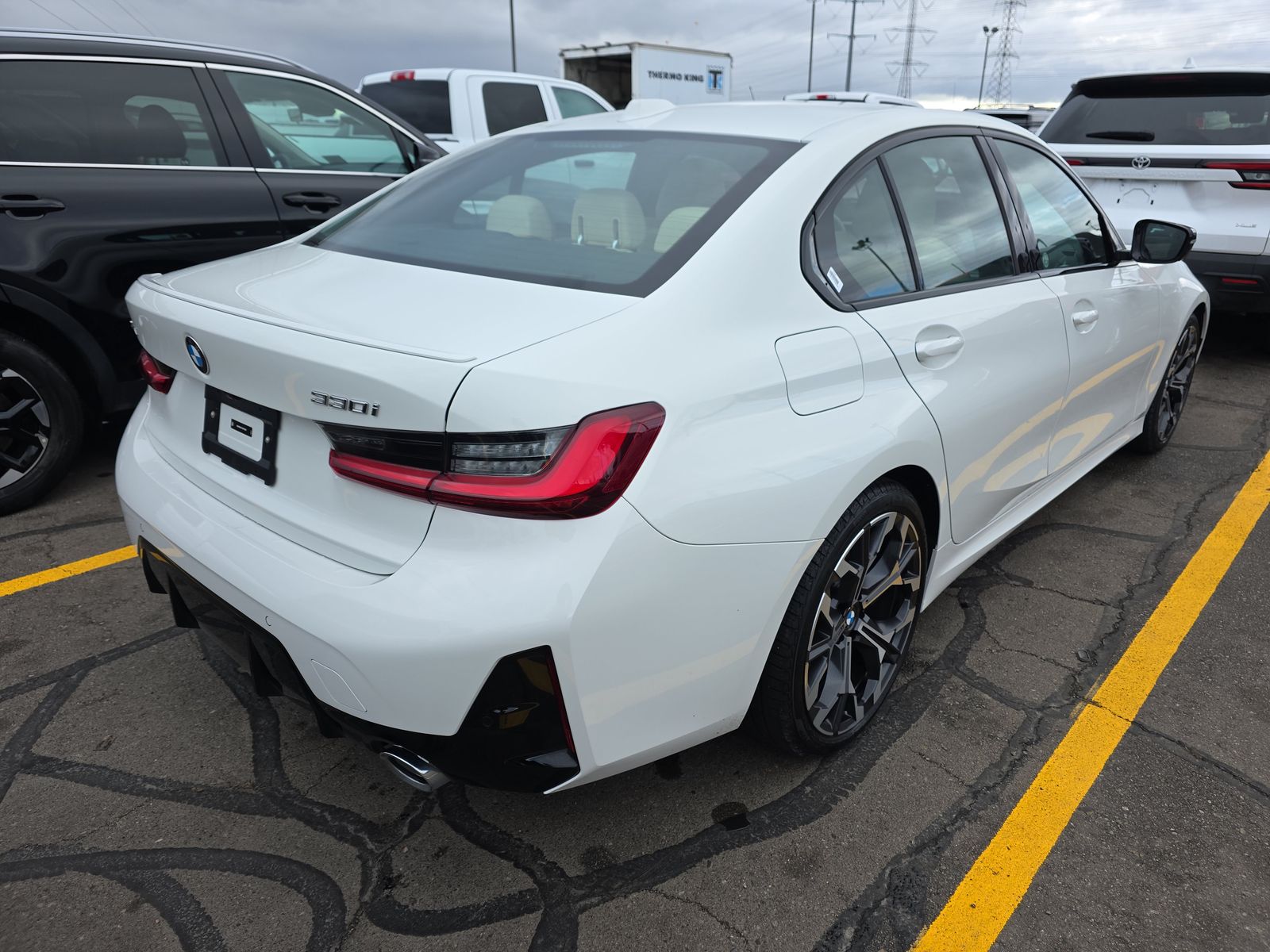 2025 BMW 3 Series 330i xDrive AWD