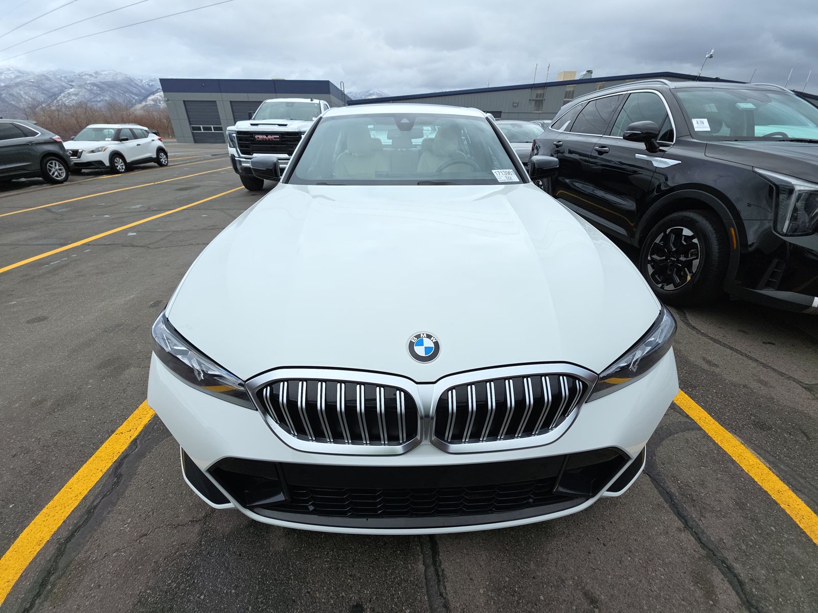 2025 BMW 3 Series 330i xDrive AWD