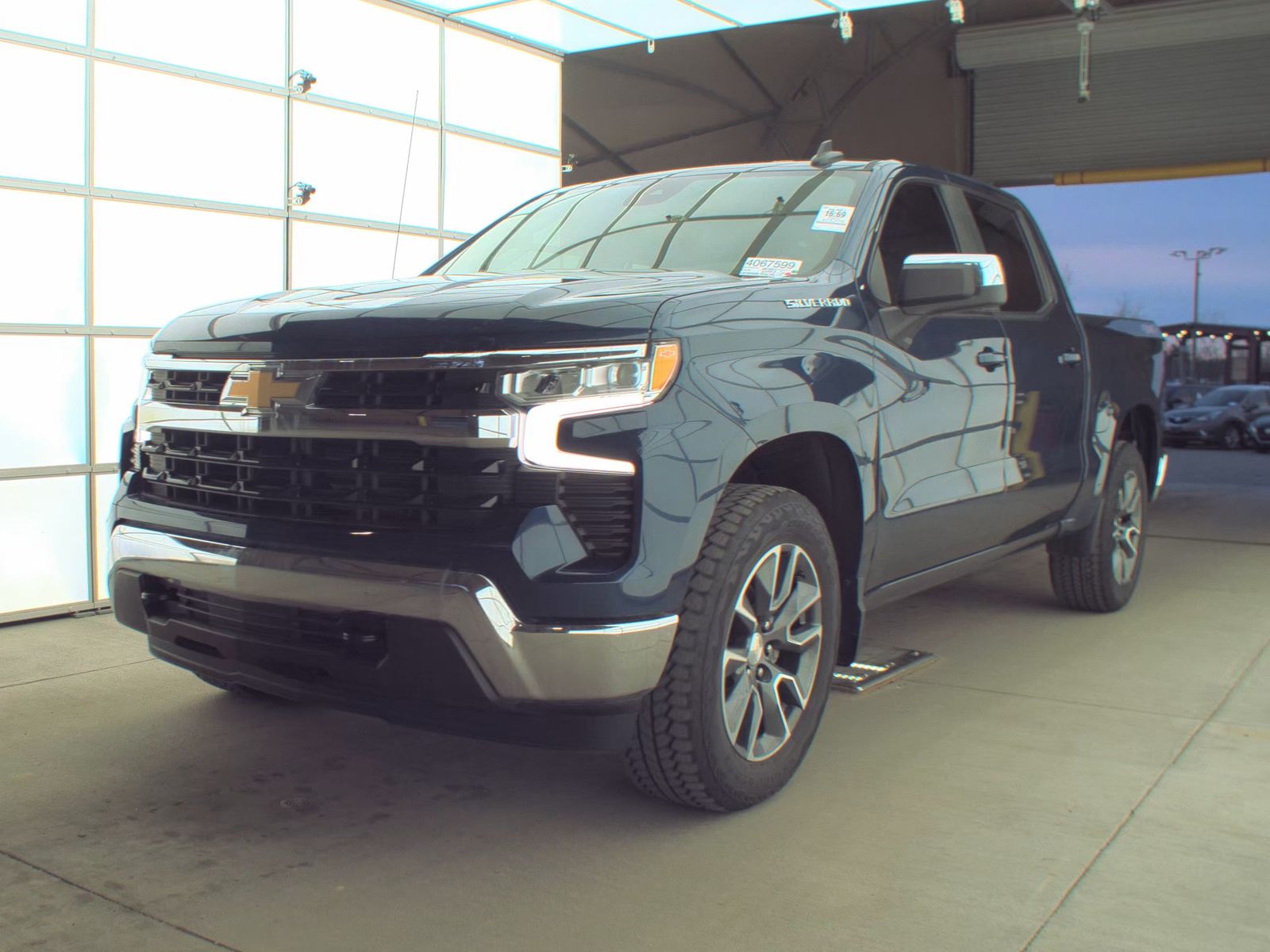 2022 Chevrolet Silverado 1500 LT AWD