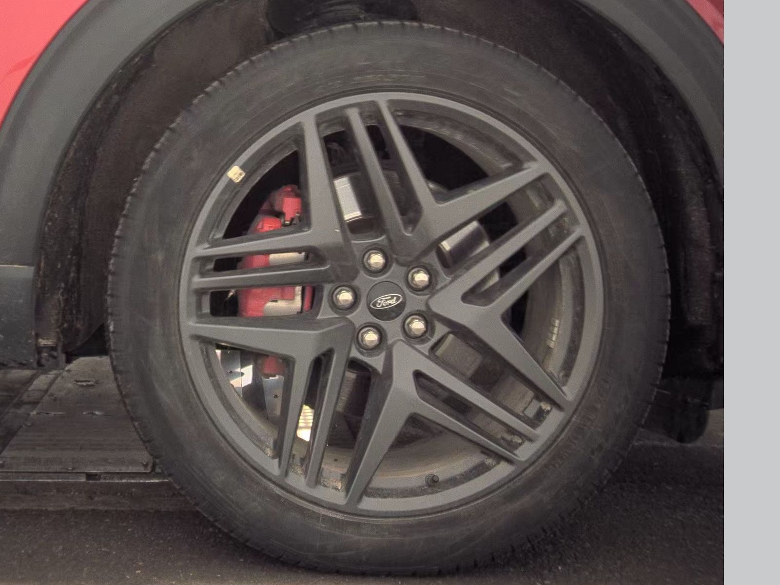 2025 Ford Explorer ST AWD