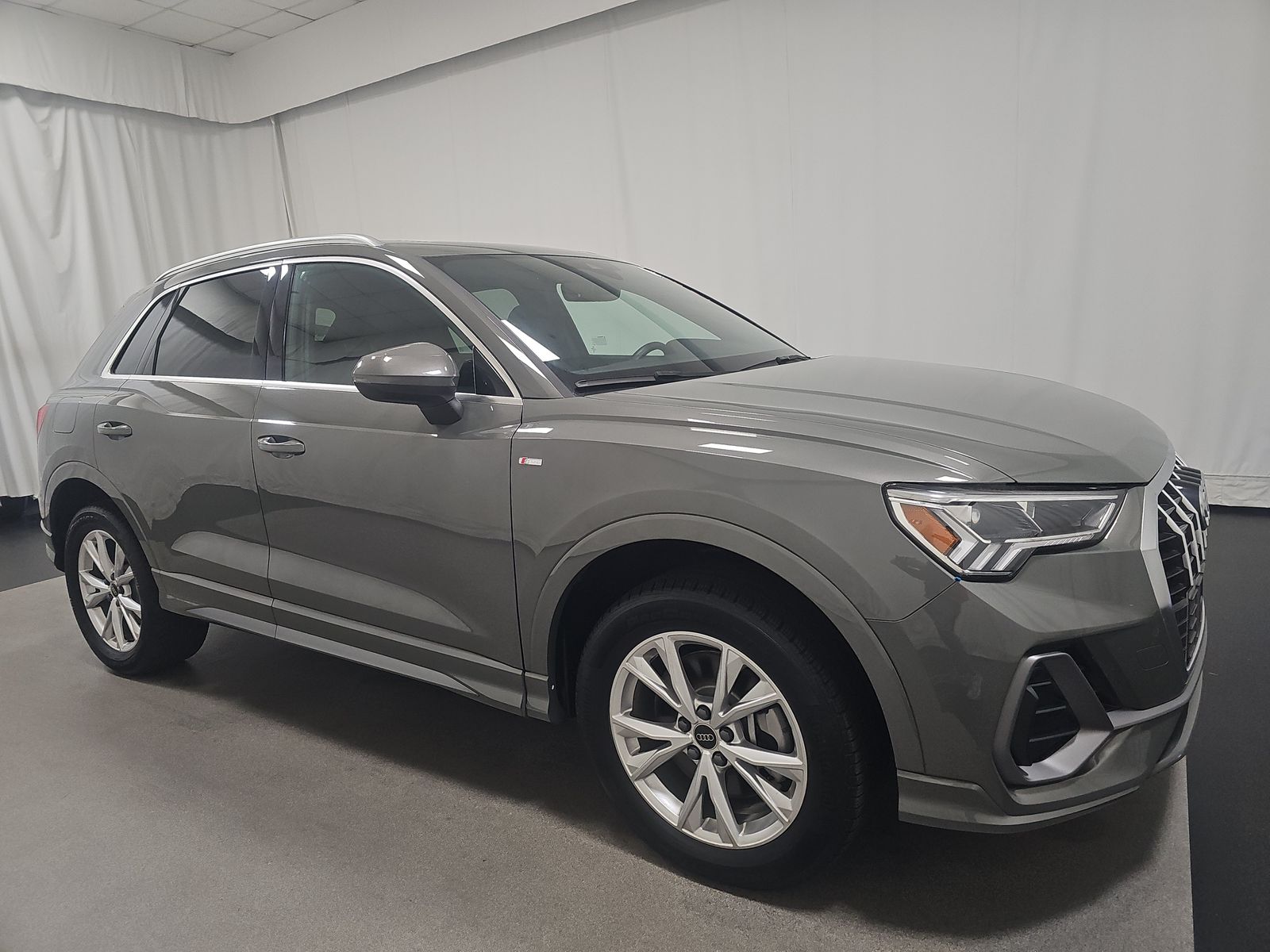 2024 Audi Q3 S line Premium AWD