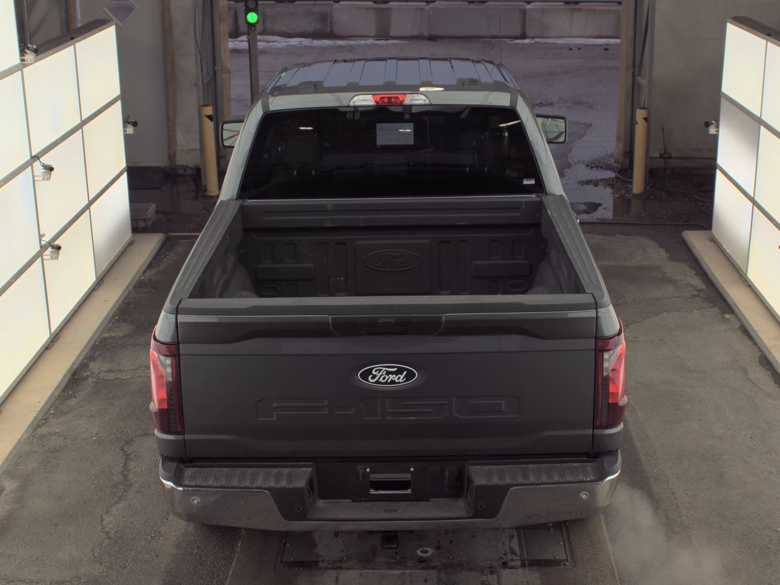 2025 Ford F-150 Hybrid XLT AWD