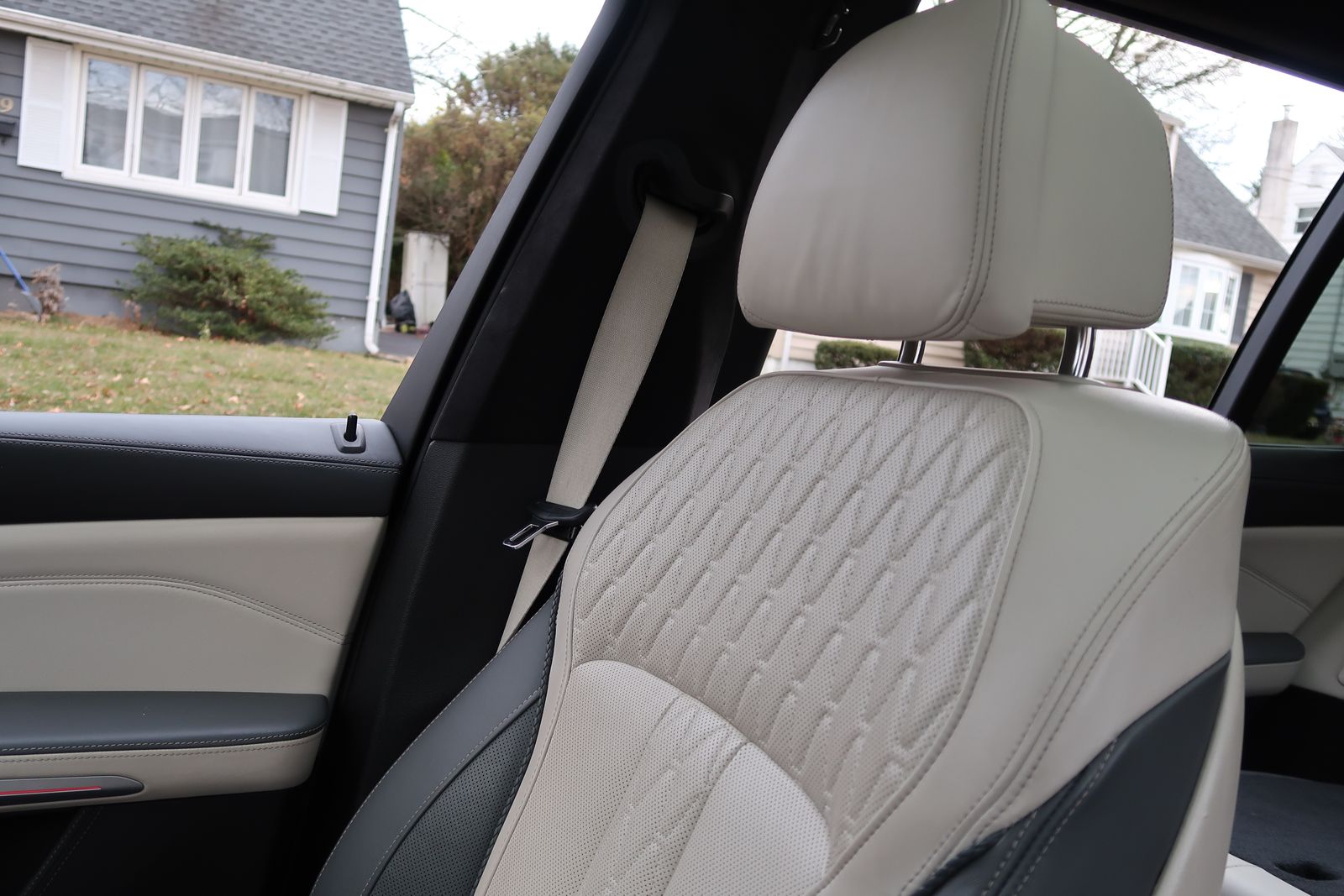 2023 BMW X7 xDrive40i AWD