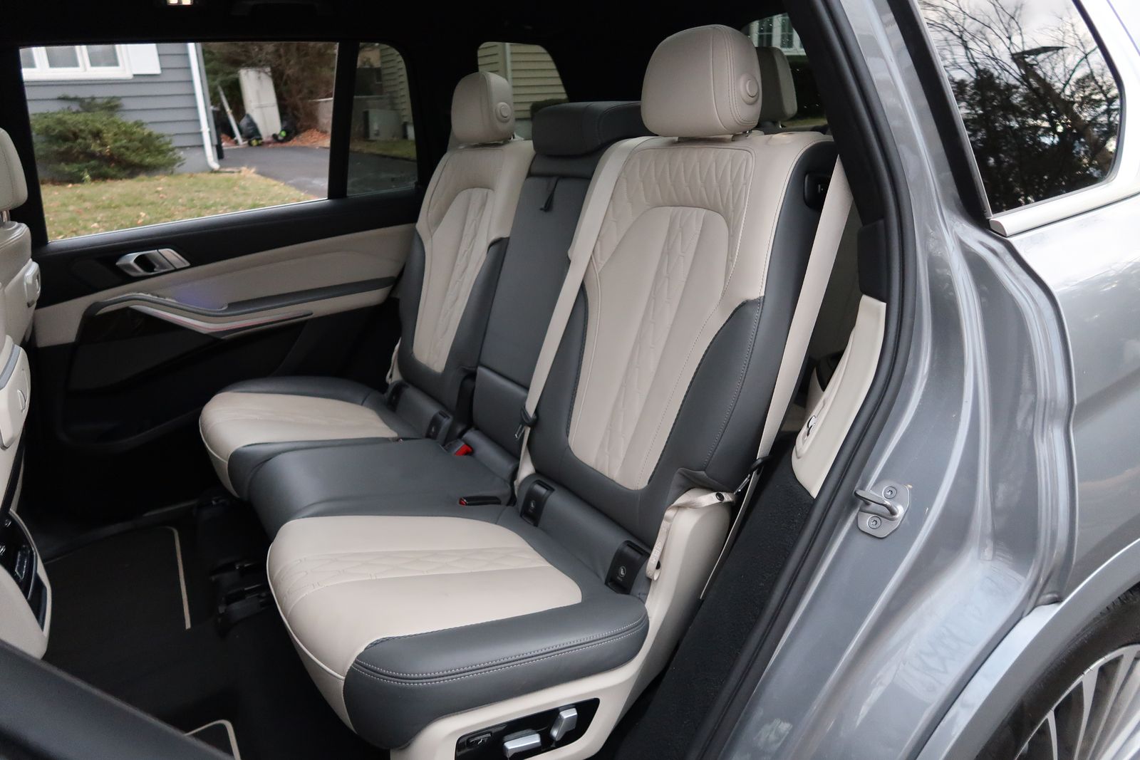 2023 BMW X7 xDrive40i AWD