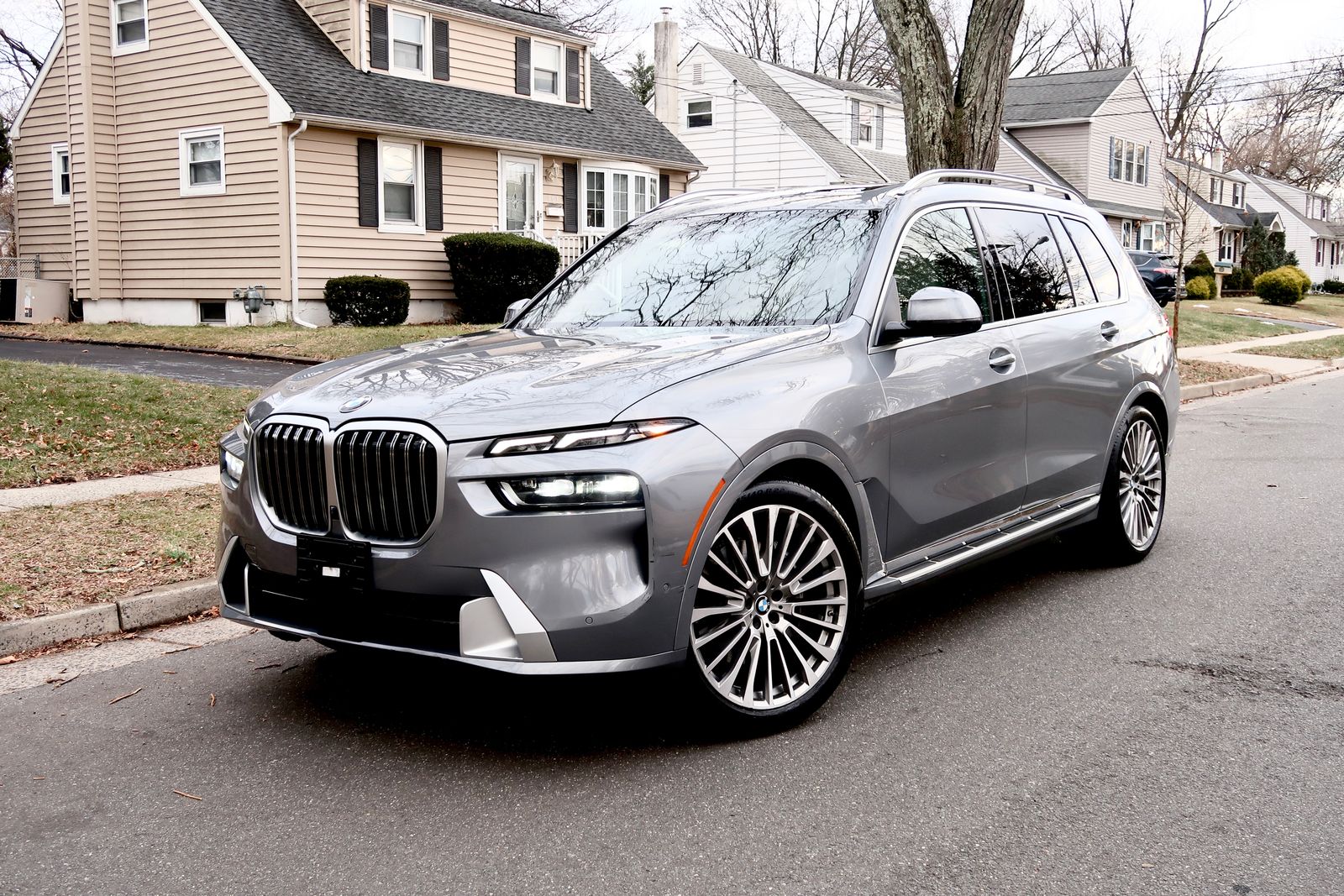 2023 BMW X7 xDrive40i AWD