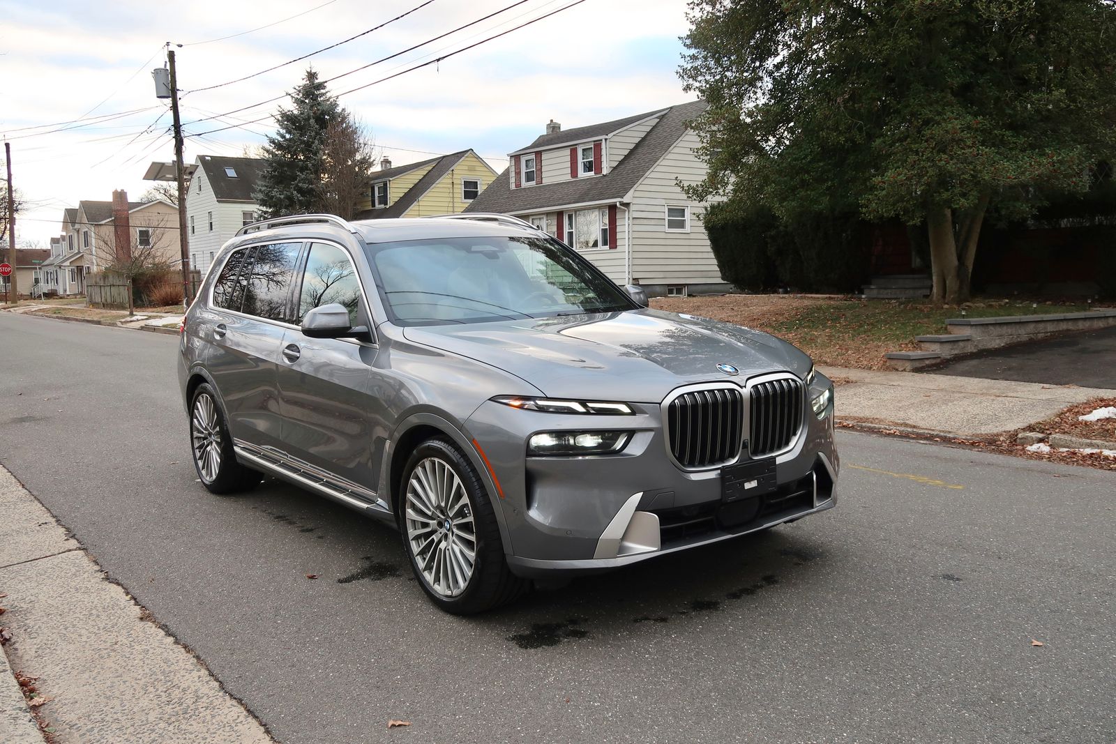 2023 BMW X7 xDrive40i AWD