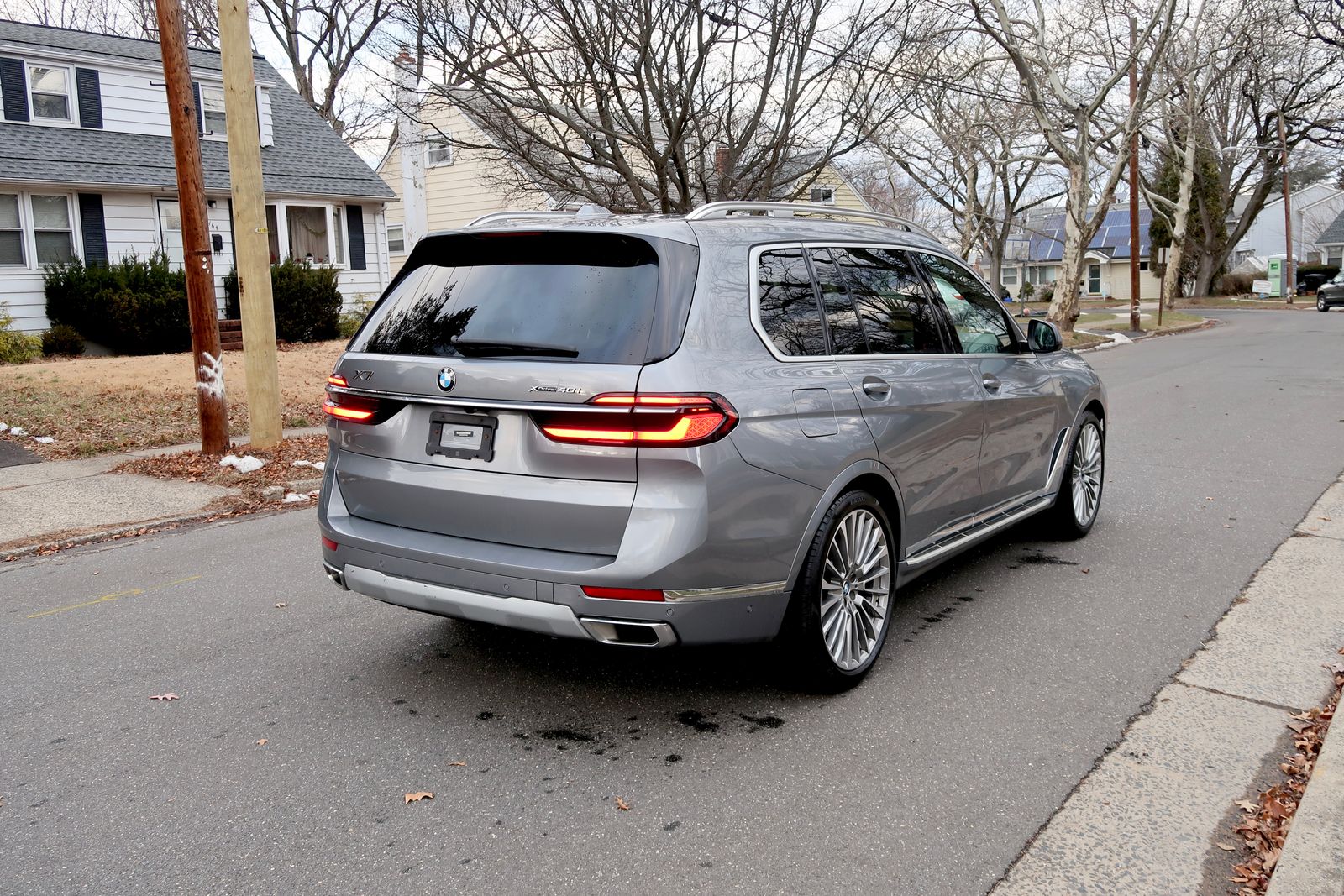 2023 BMW X7 xDrive40i AWD