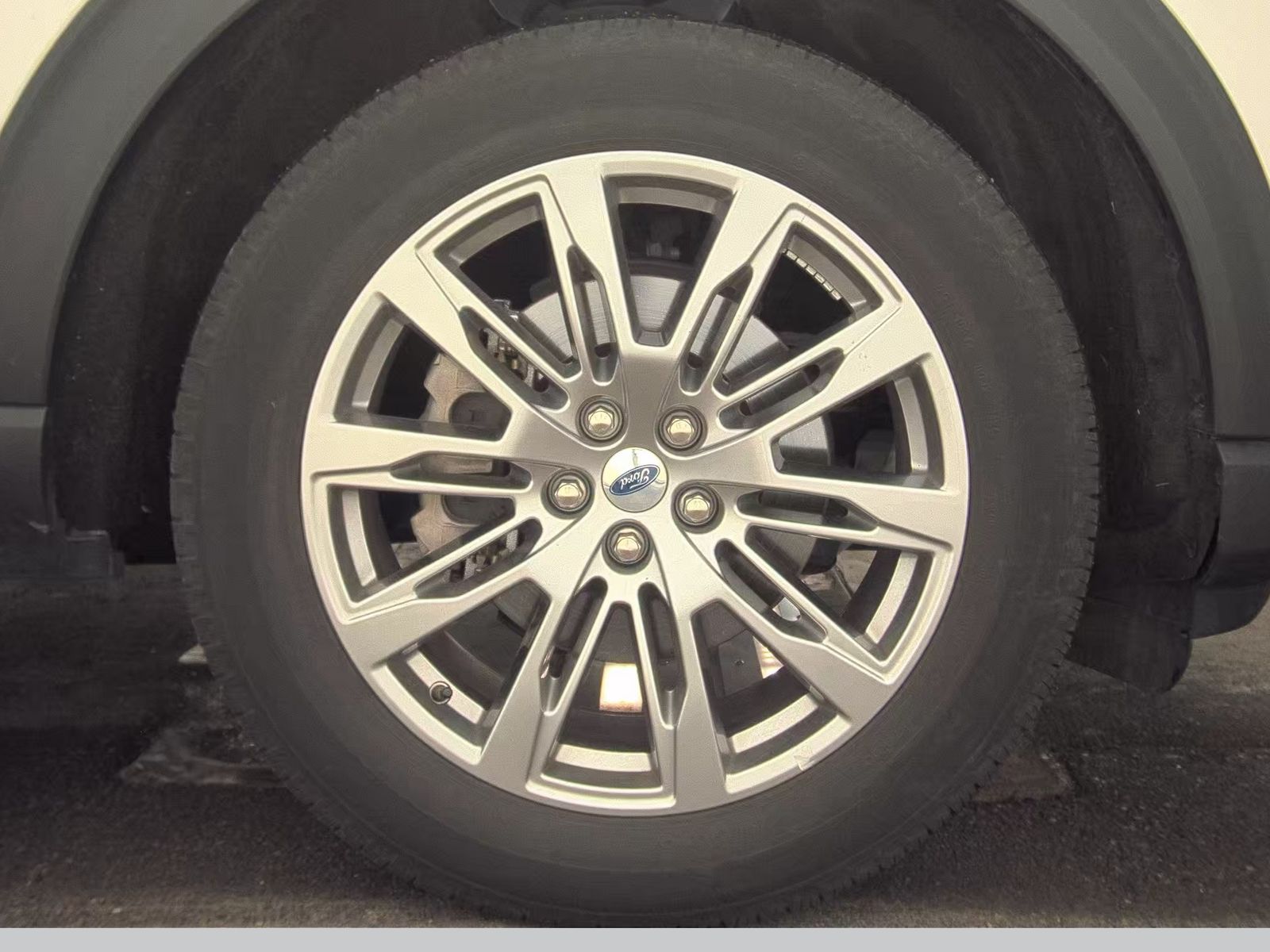 2025 Ford Explorer Platinum AWD