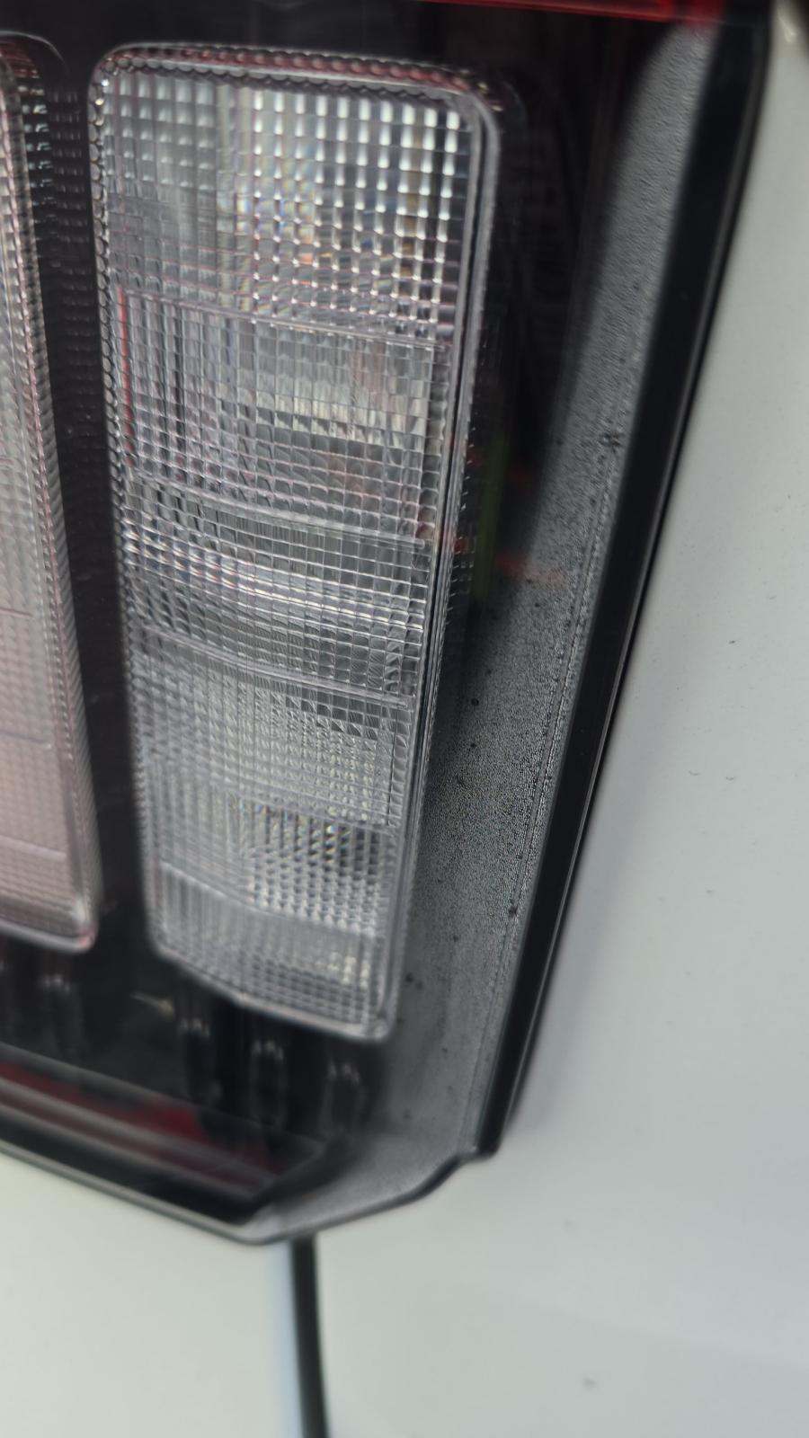 2025 Ford Explorer Platinum RWD