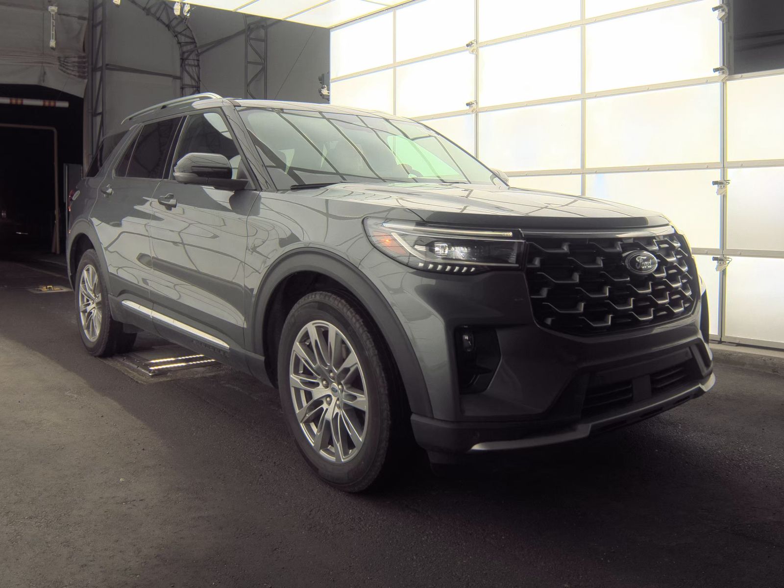 2025 Ford Explorer Platinum AWD