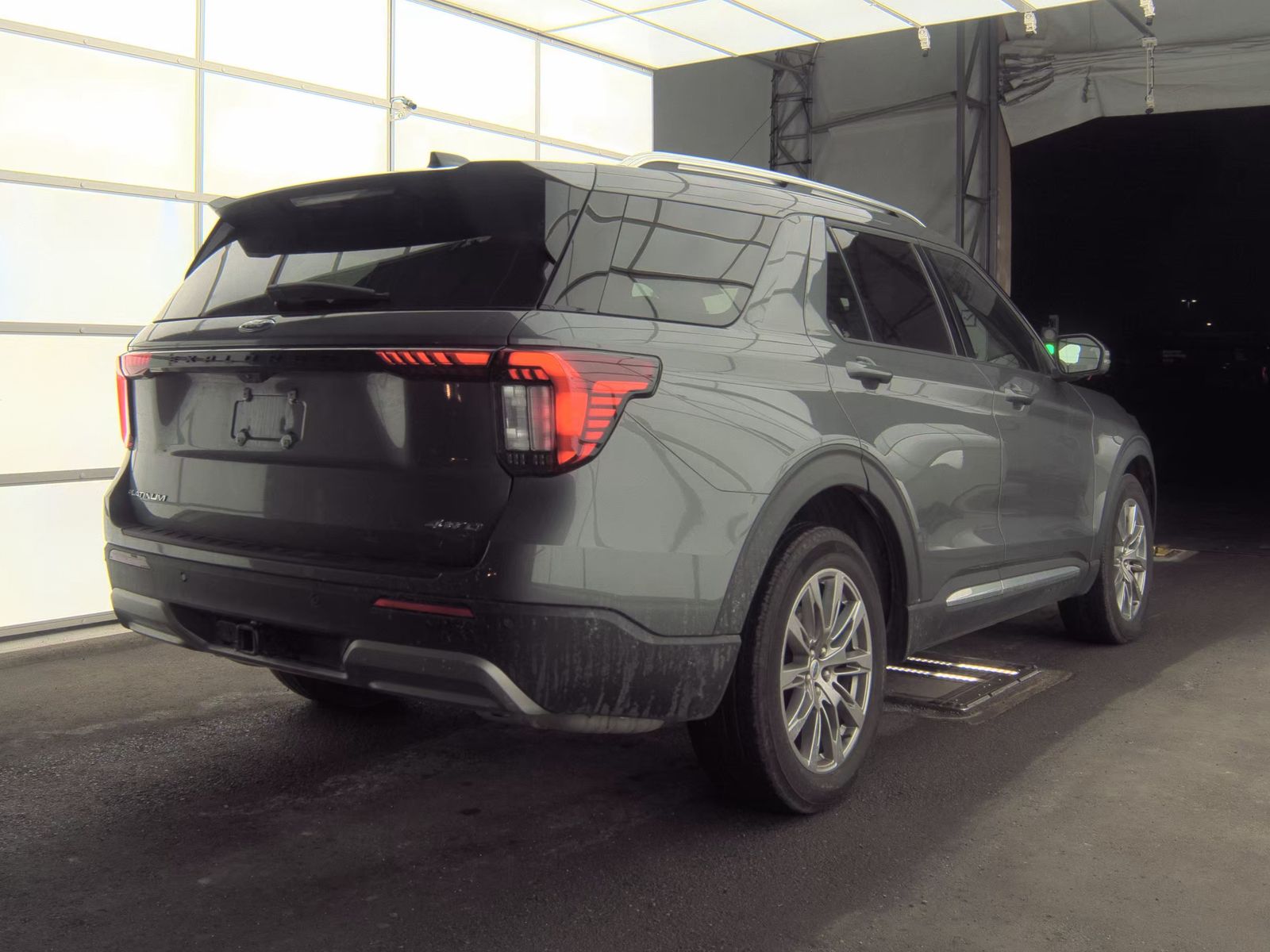 2025 Ford Explorer Platinum AWD