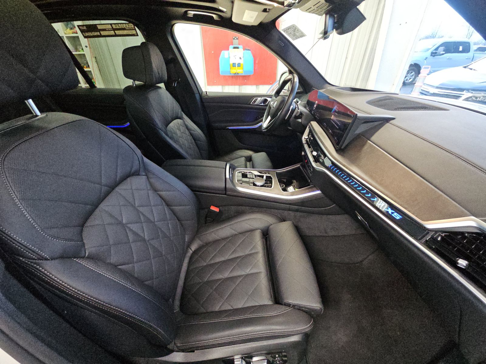 2025 BMW X5 xDrive40i AWD