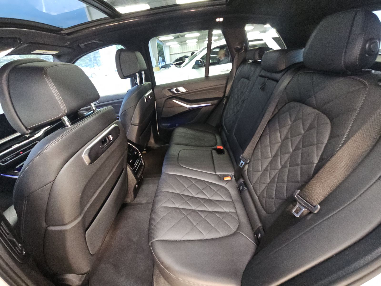 2025 BMW X5 xDrive40i AWD