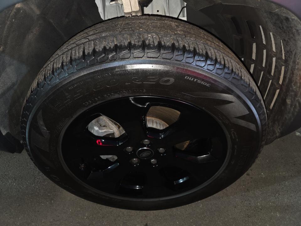 2023 Land Rover Defender 110 30th Anniversary Edition AWD