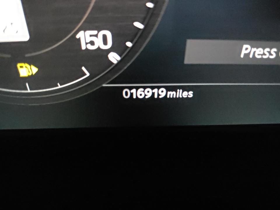 2023 Land Rover Defender 110 30th Anniversary Edition AWD