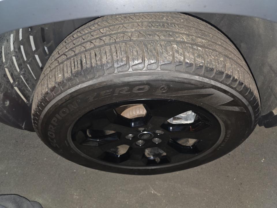 2023 Land Rover Defender 110 30th Anniversary Edition AWD