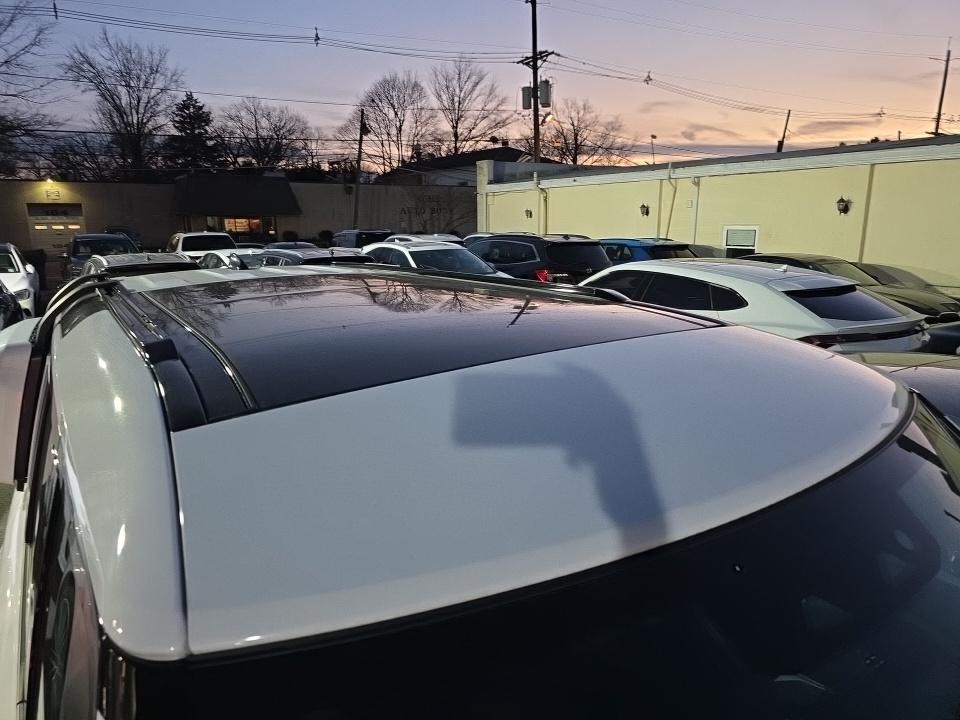 2023 Land Rover Defender 110 30th Anniversary Edition AWD