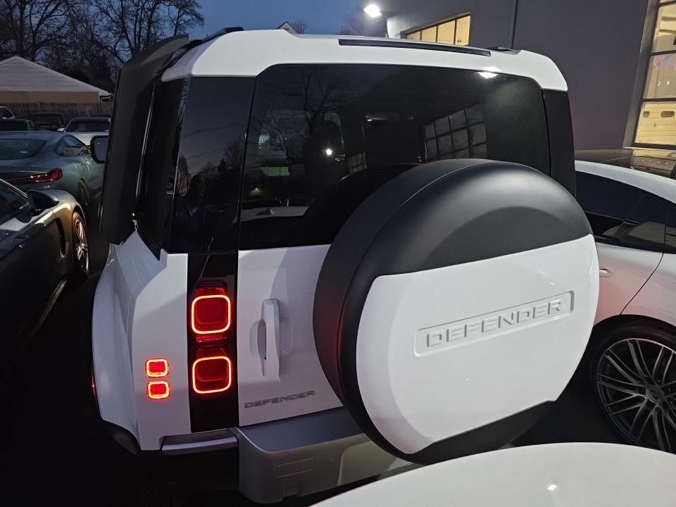 2023 Land Rover Defender 110 30th Anniversary Edition AWD