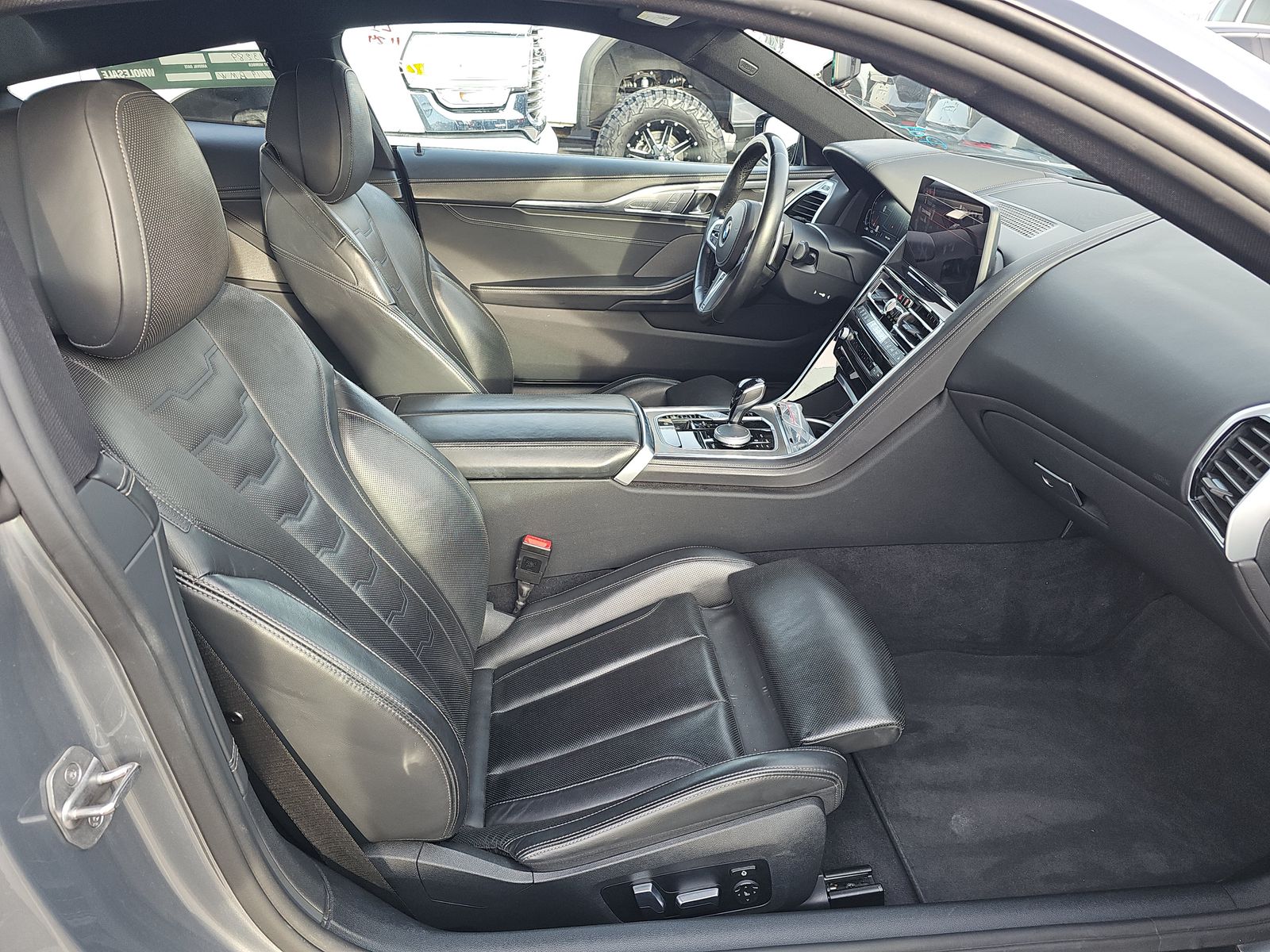 2025 BMW 8 Series 840i xDrive AWD