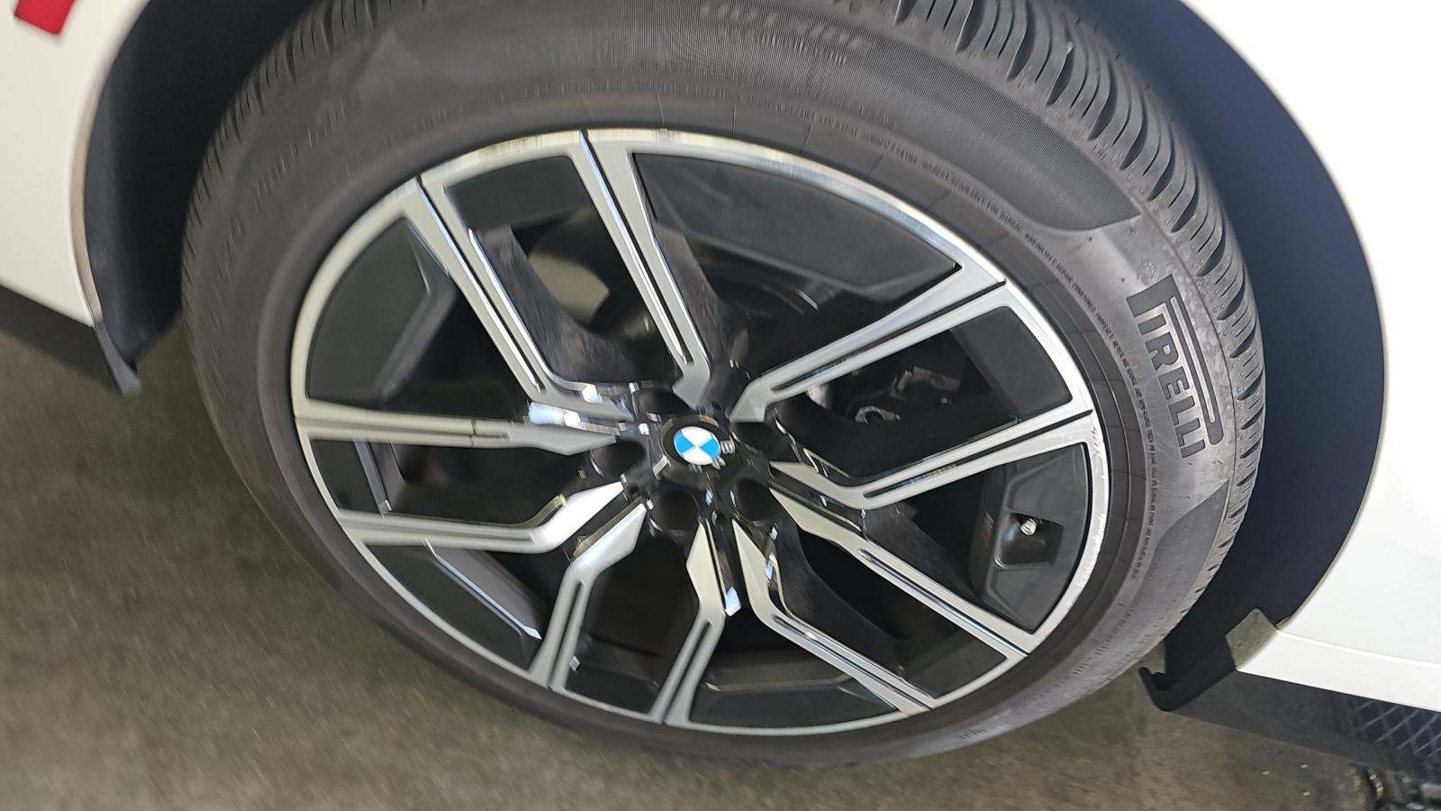 2025 BMW 7 Series 740i xDrive AWD