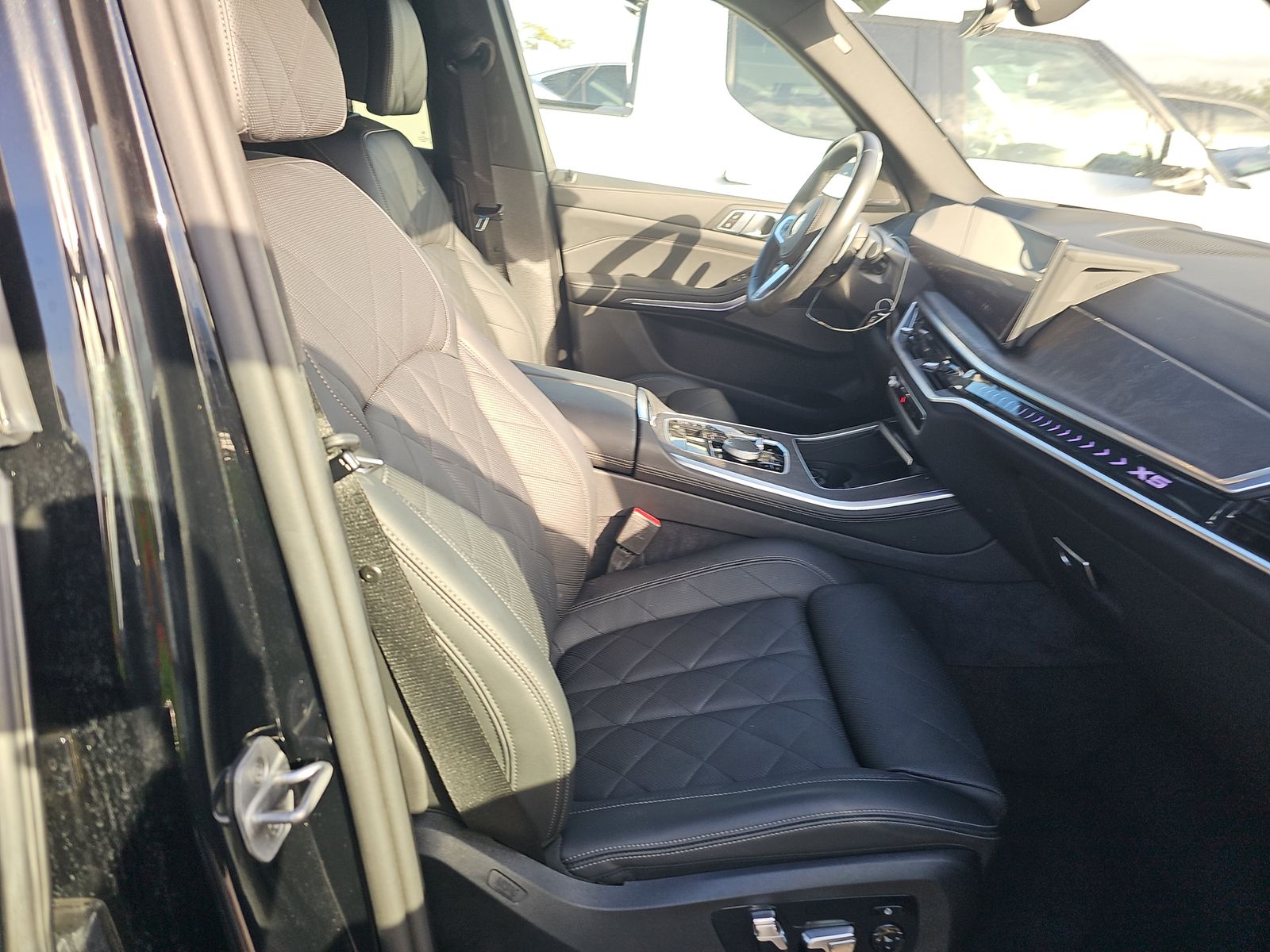 2025 BMW X5 xDrive40i AWD