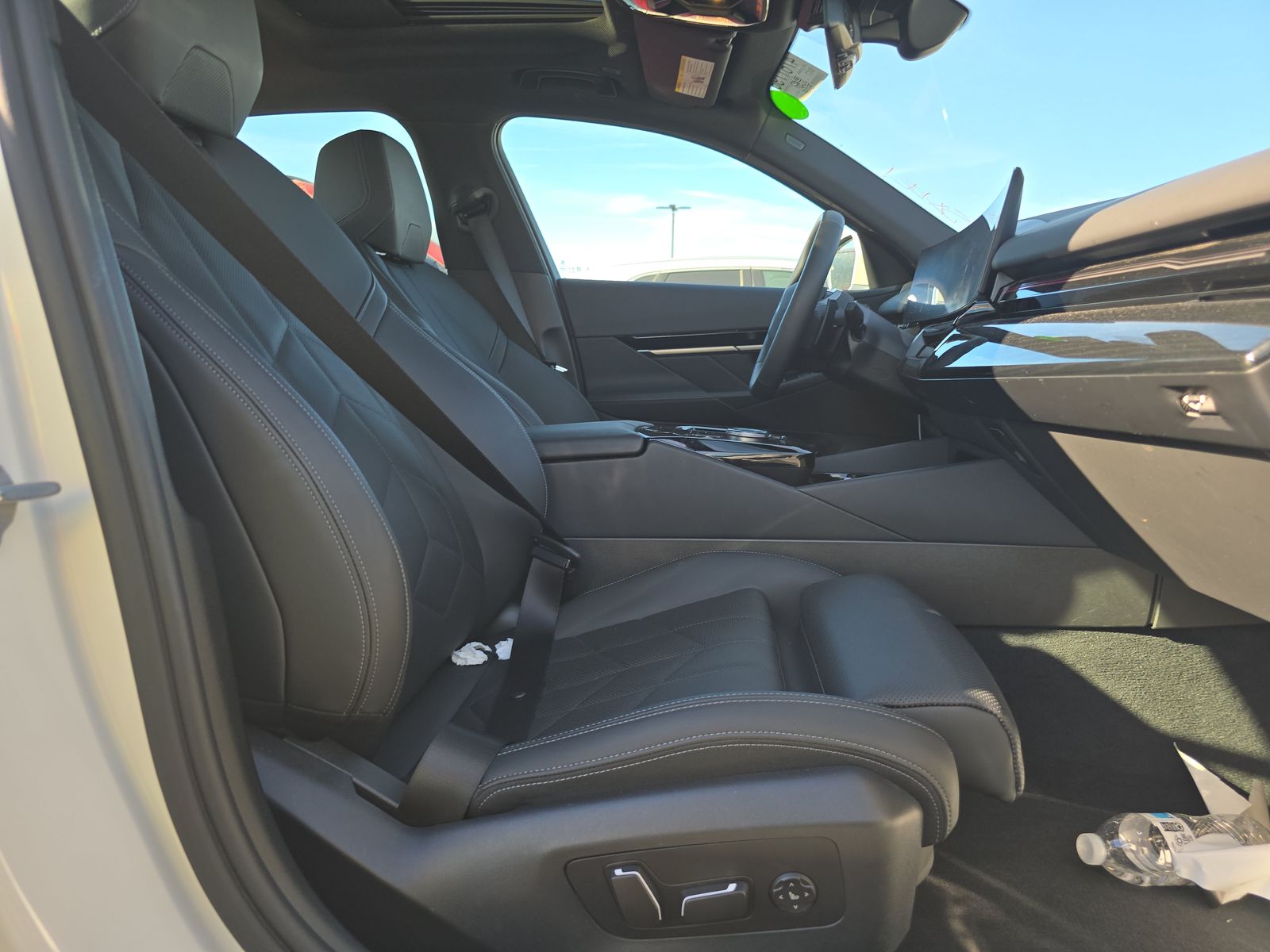 2025 BMW 5 Series 530i xDrive AWD