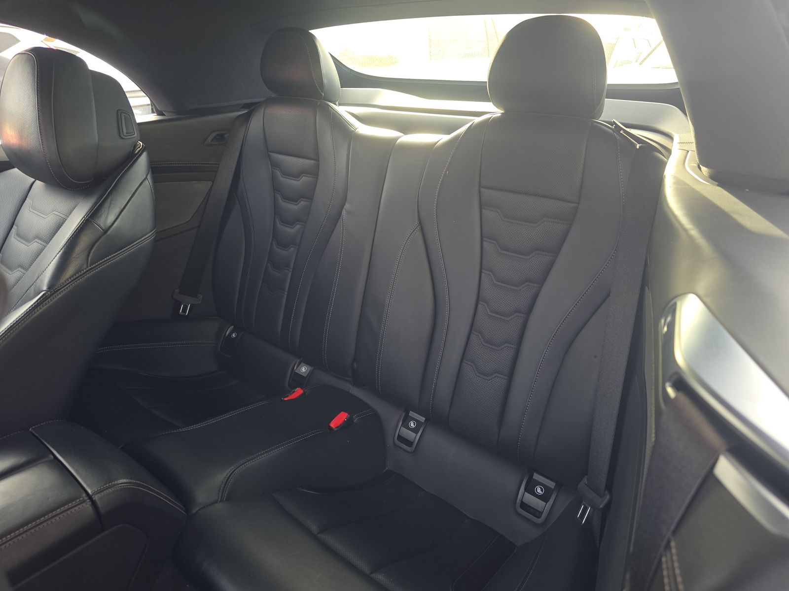 2025 BMW 8 Series 840i RWD