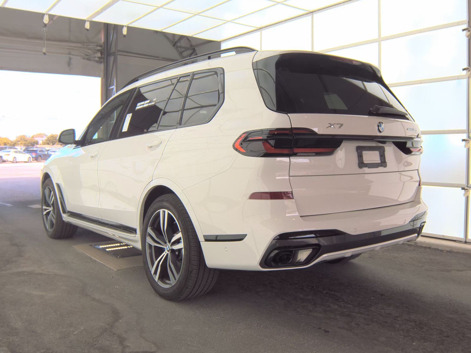 2025 BMW X7 xDrive40i AWD