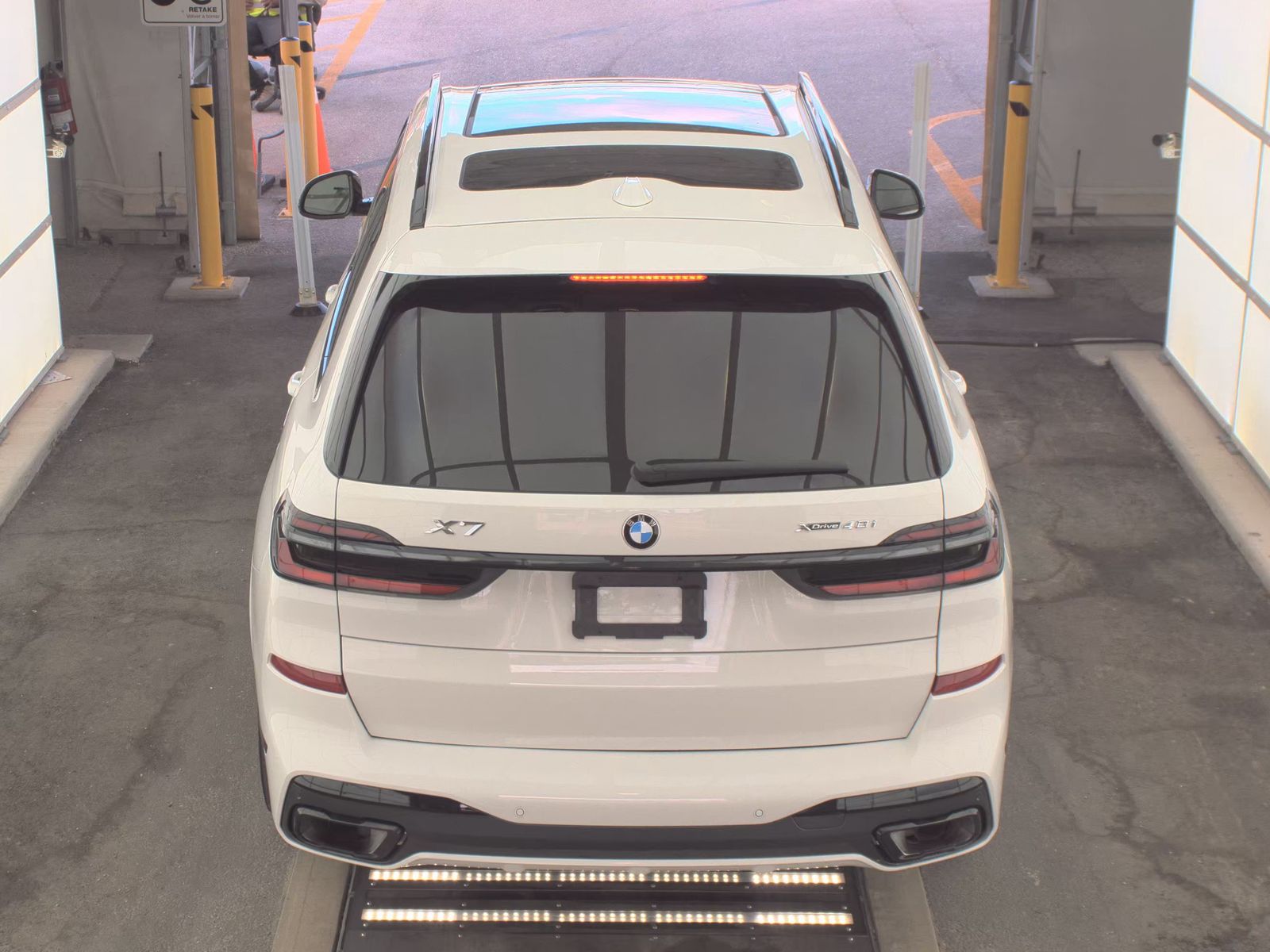 2025 BMW X7 xDrive40i AWD