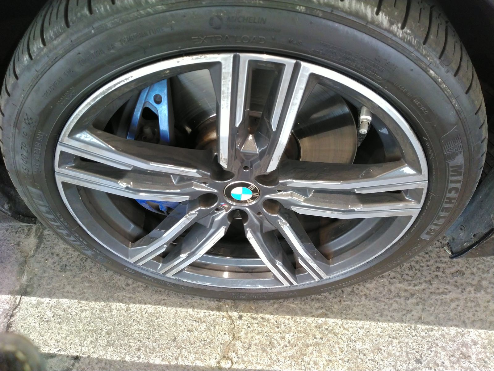 2025 BMW 8 Series 840i xDrive AWD