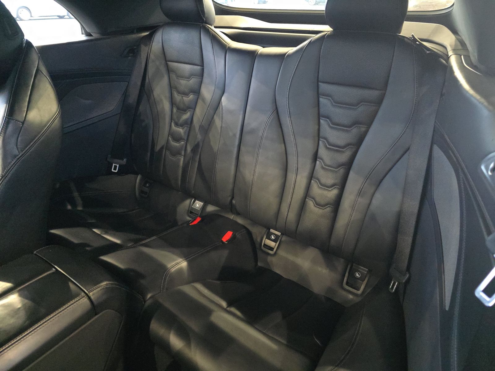 2025 BMW 8 Series 840i xDrive AWD