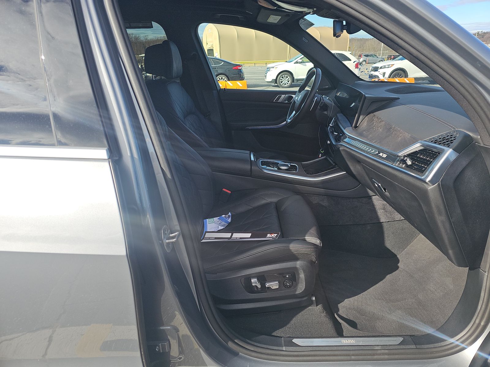 2025 BMW X5 xDrive40i AWD