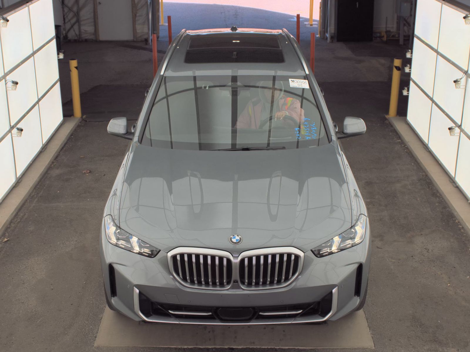 2025 BMW X5 xDrive40i AWD