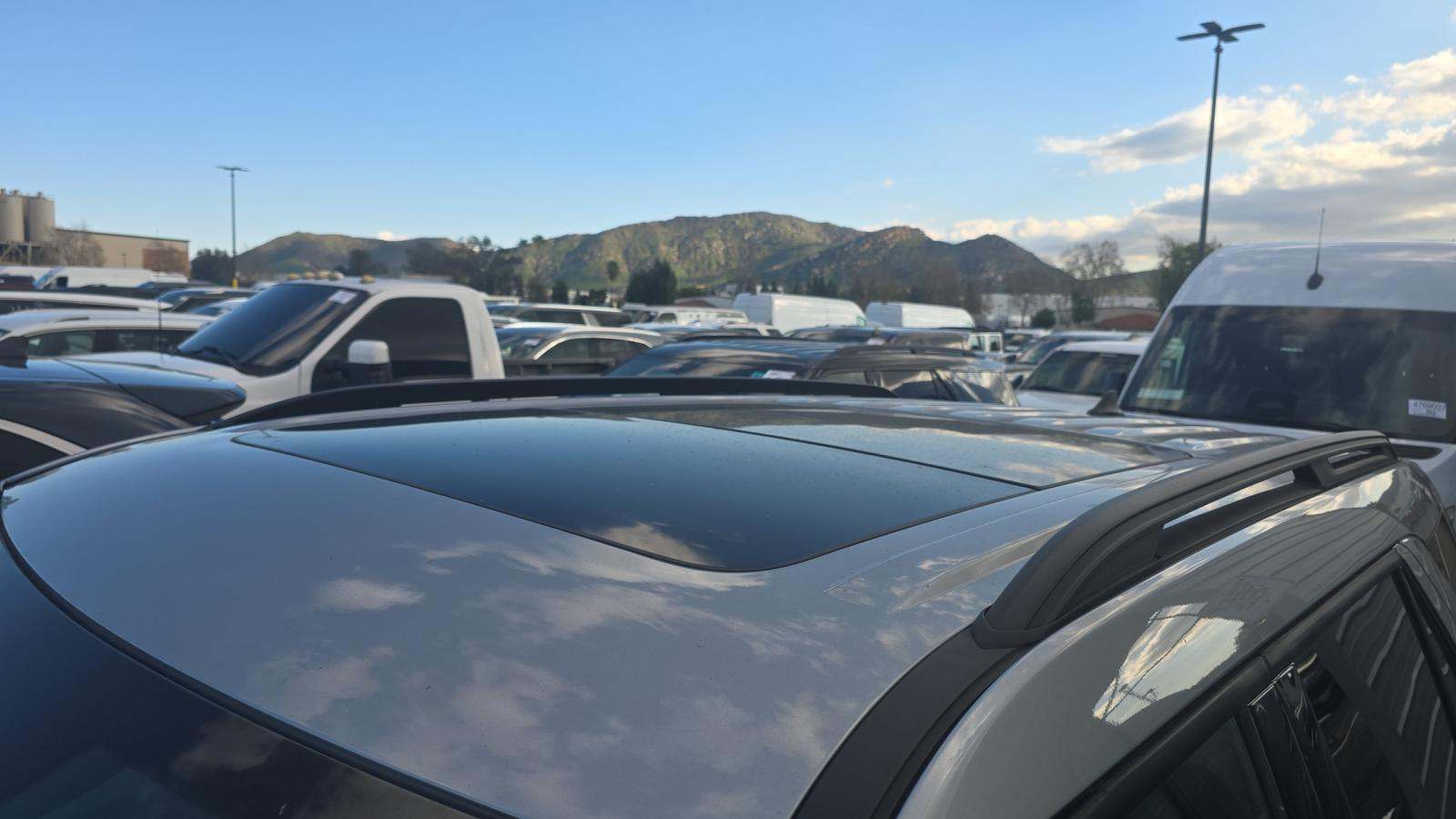 2023 Ford Explorer XLT AWD