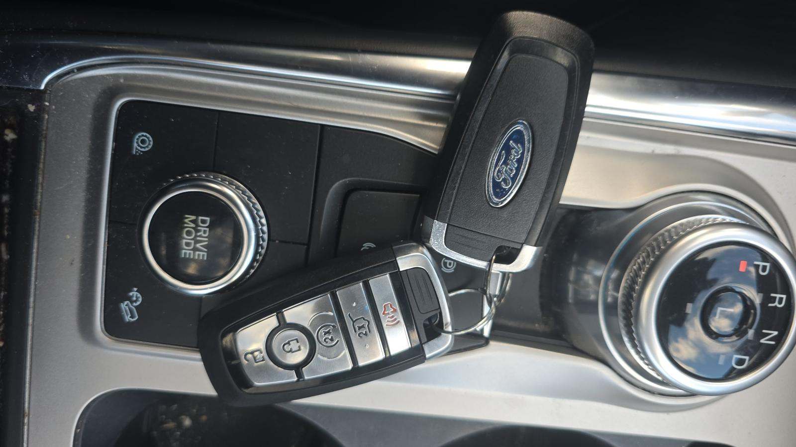 2023 Ford Explorer XLT AWD