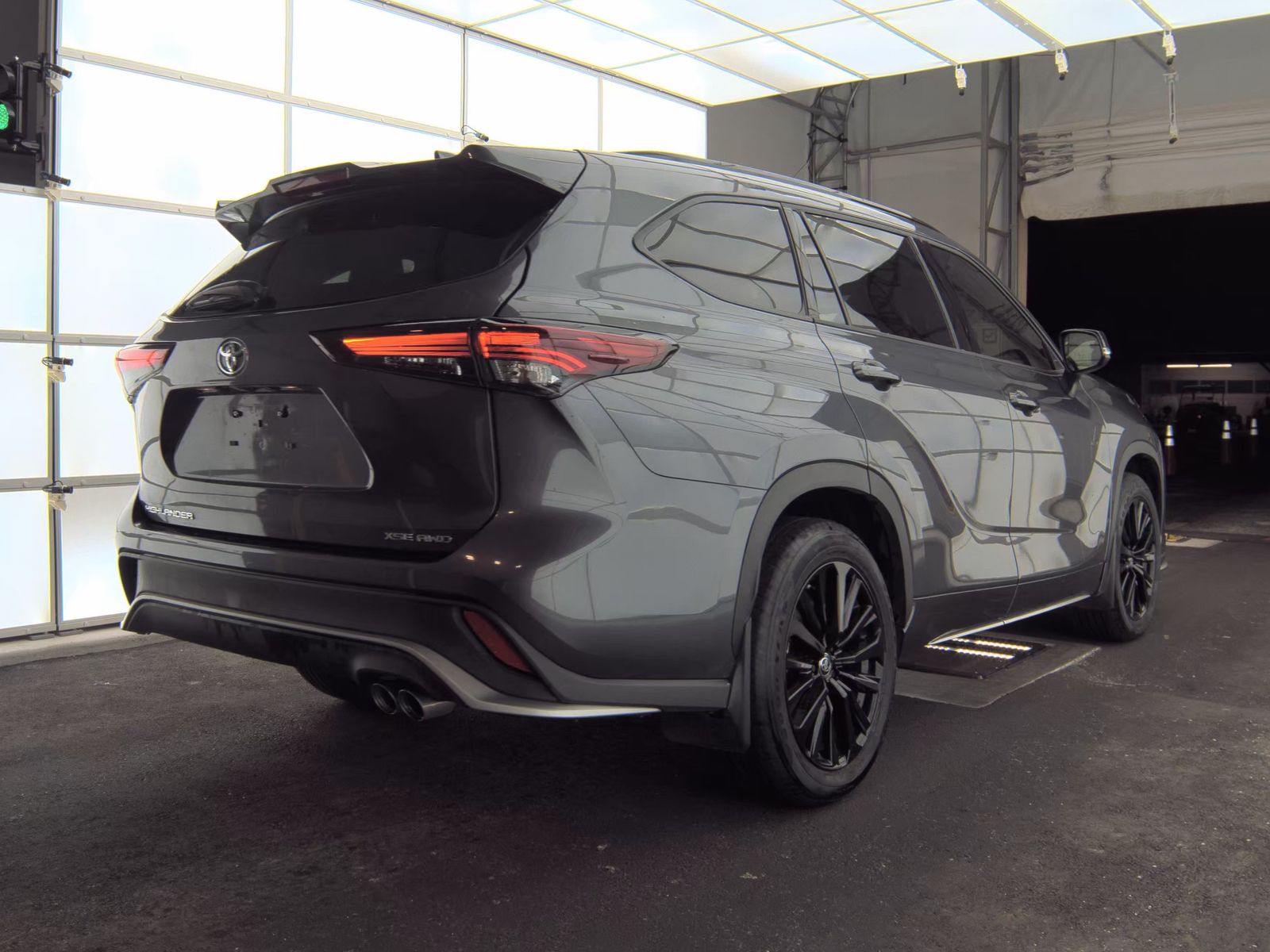 2025 Toyota Highlander XSE AWD