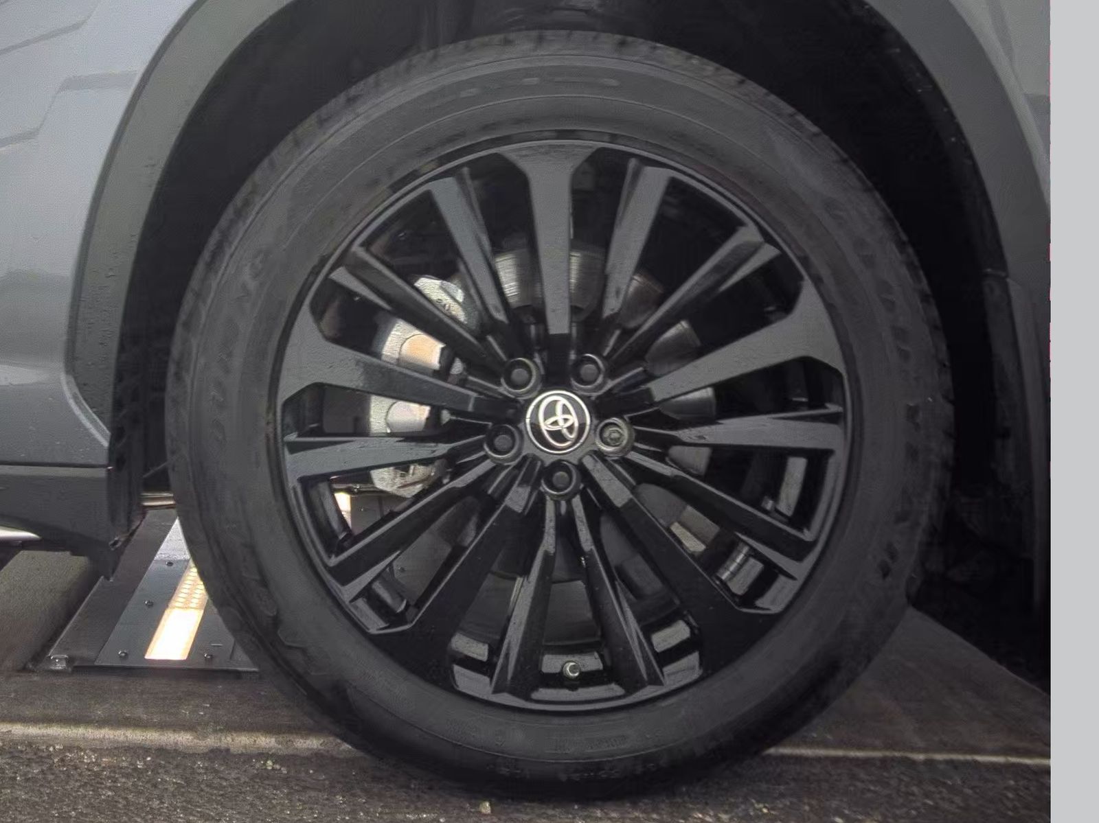 2025 Toyota Highlander XSE AWD