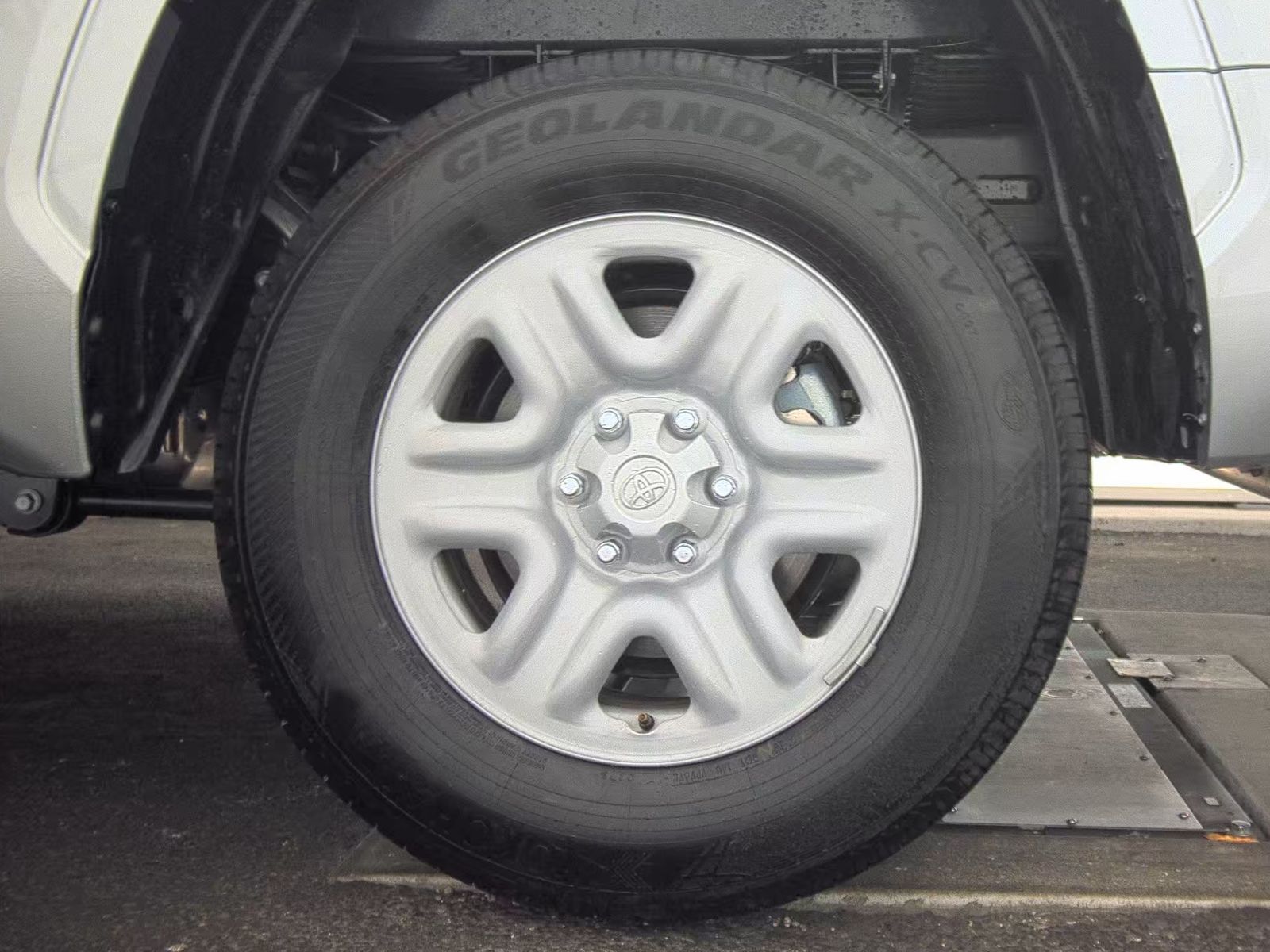 2025 Toyota Tundra SR AWD